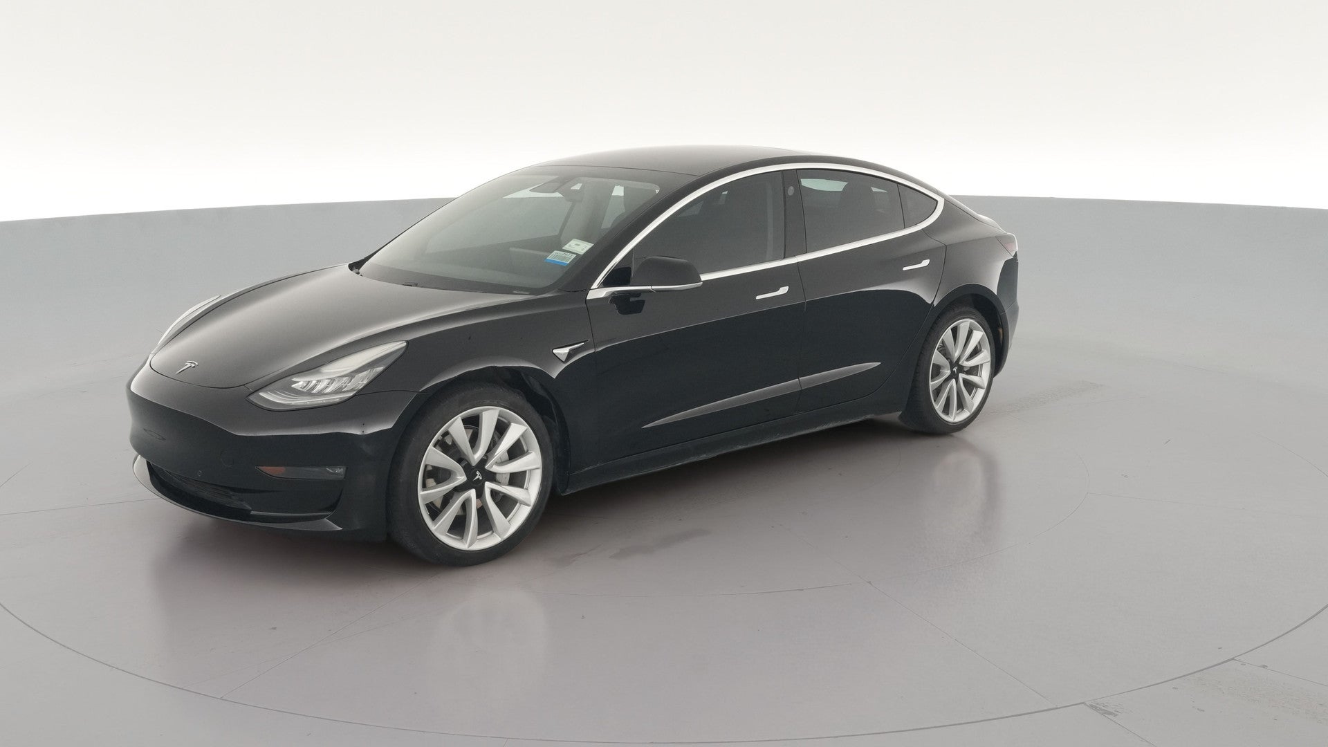 2019 Tesla Model 3 vehicle photo