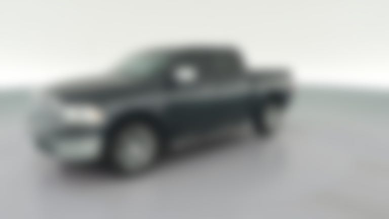 2016 Ram 1500 Crew Cab vehicle photo