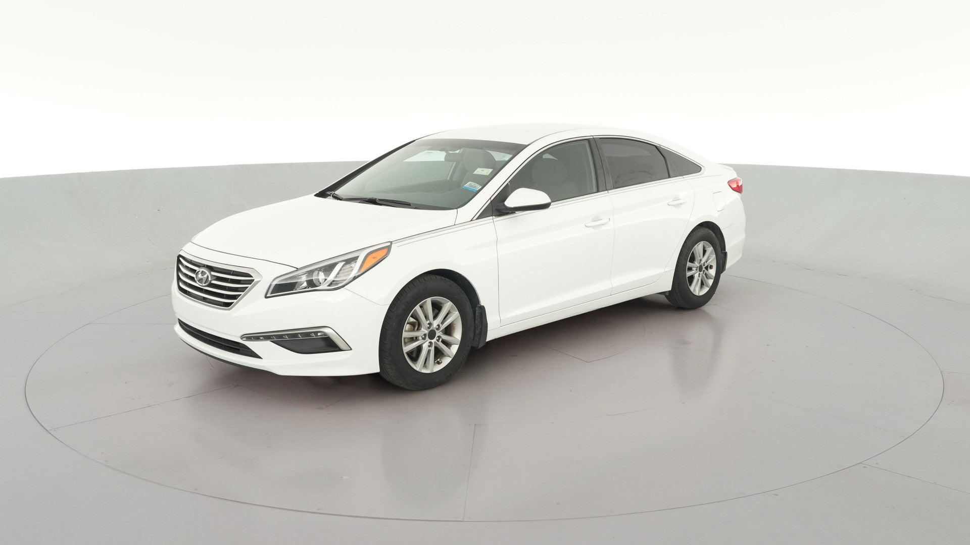 2015 Hyundai Sonata vehicle photo