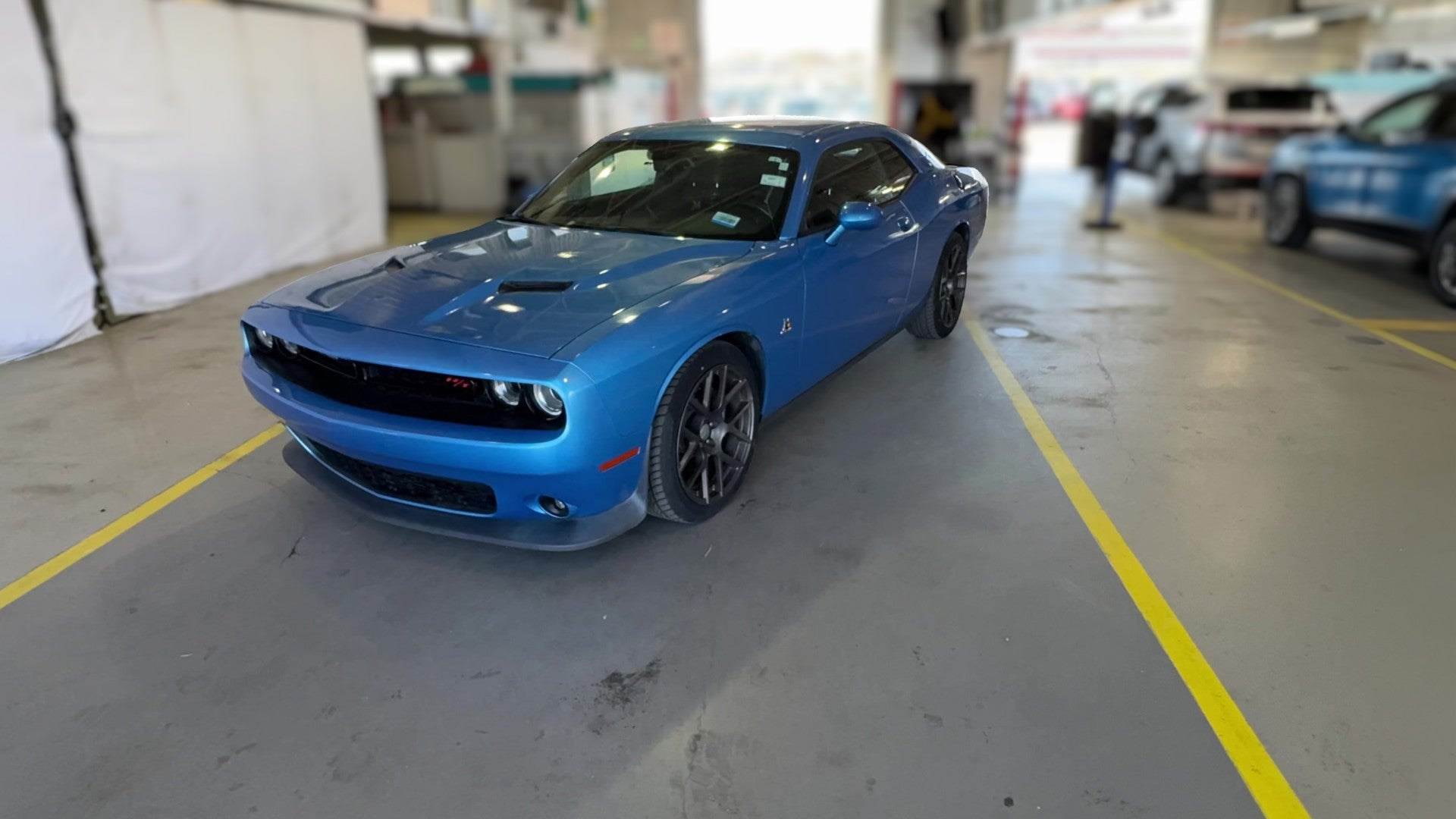2016 Dodge Challenger vehicle photo