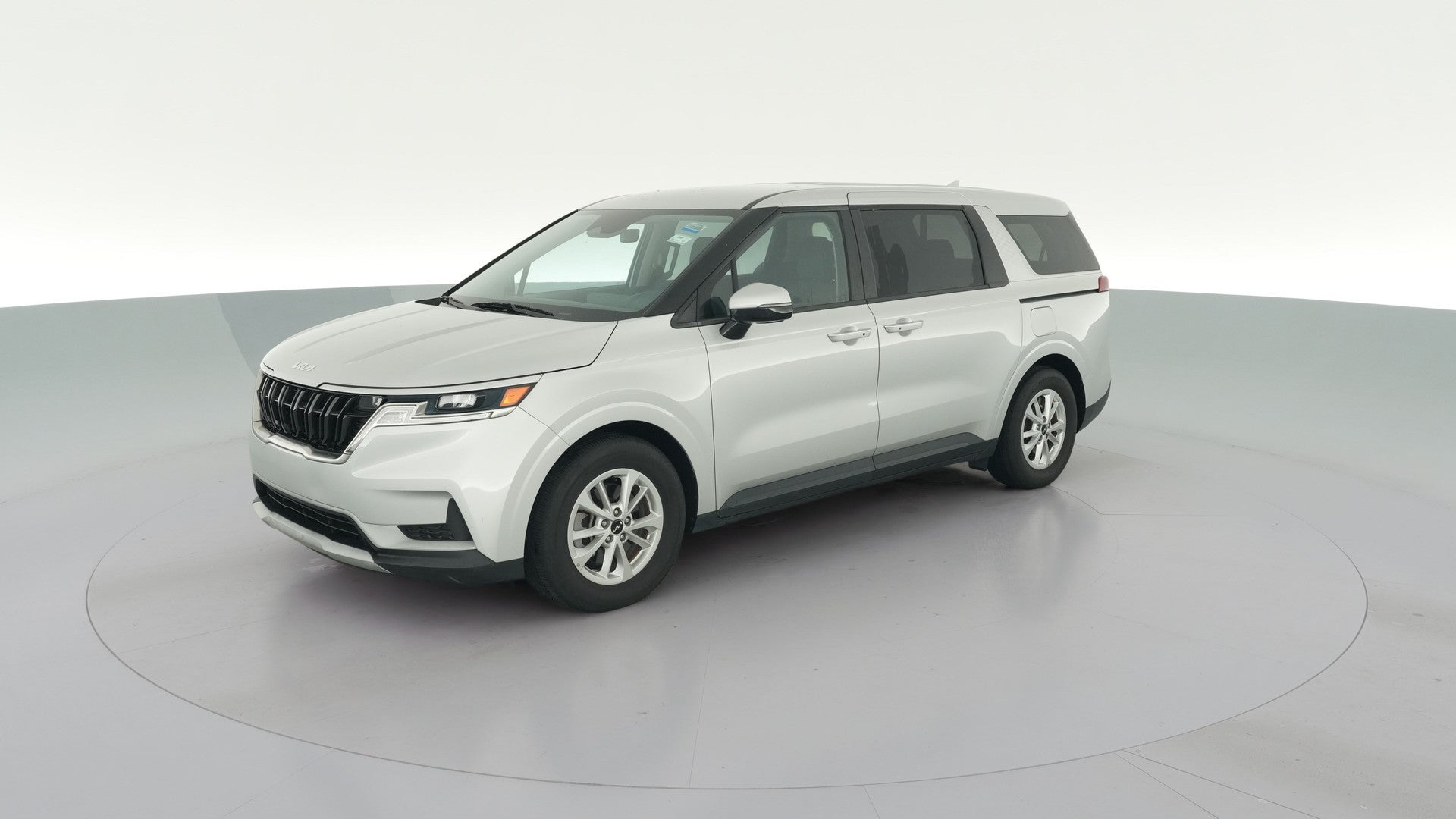 2023 Kia Carnival vehicle photo