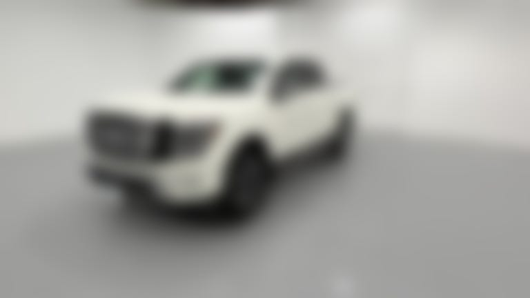 2021 Nissan Titan Crew Cab vehicle photo