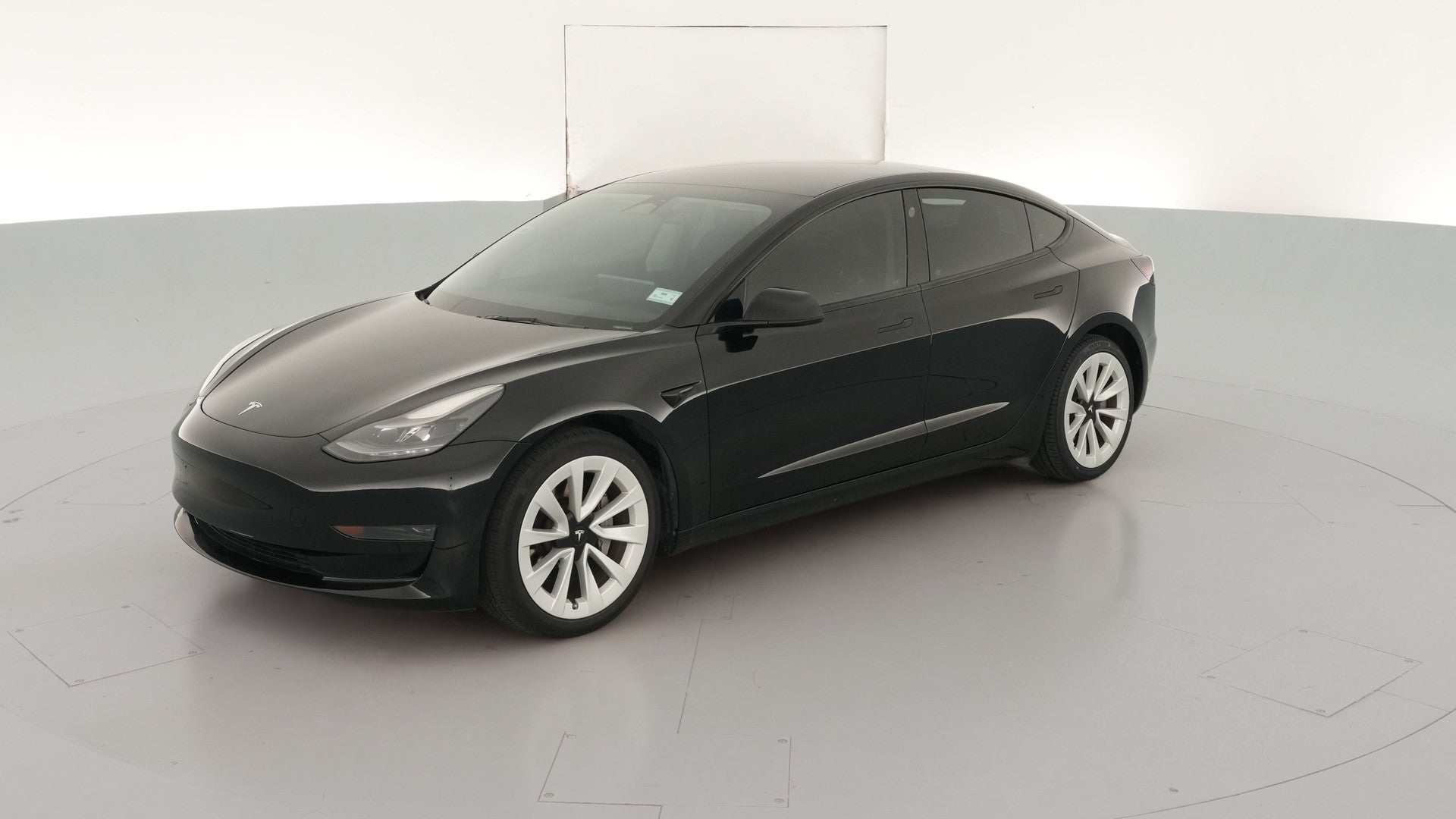 2023 Tesla Model 3 vehicle photo