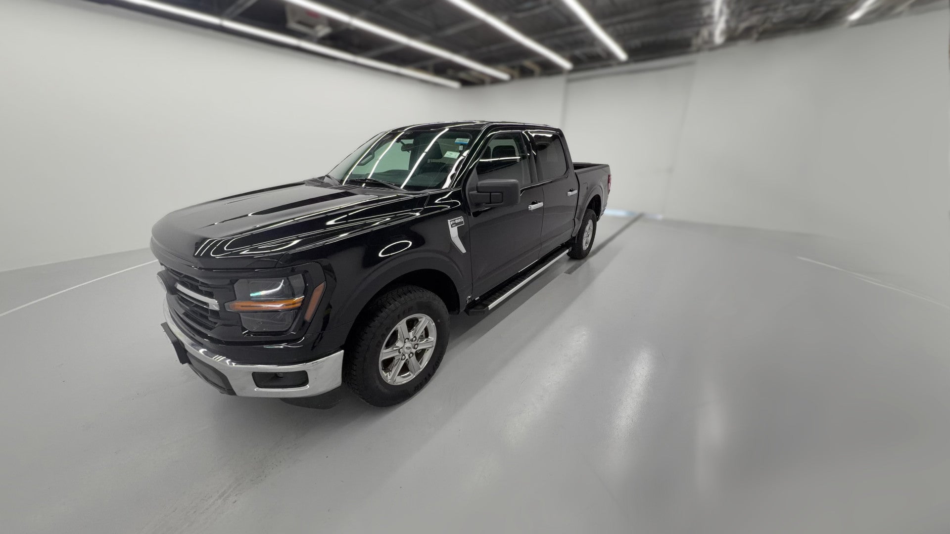 2025 Ford F150 SuperCrew Cab vehicle photo