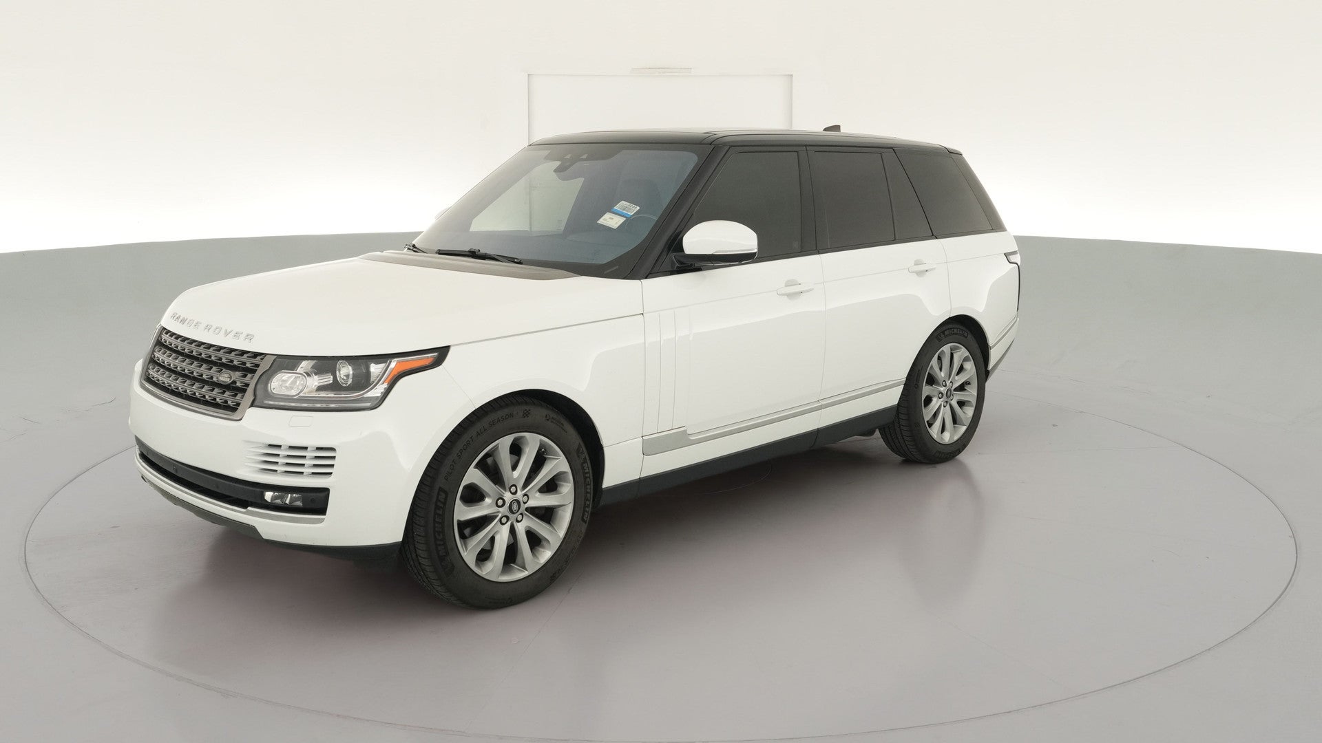 2017 Land Rover Range Rover vehicle photo