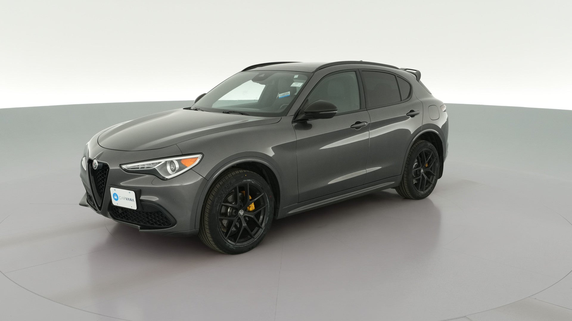 2021 Alfa Romeo Stelvio vehicle photo