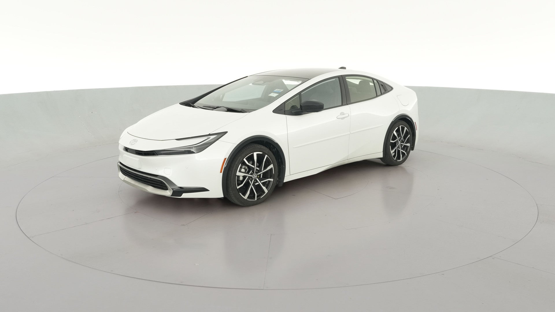 2026 Toyota Prius Plug-in Hybrid vehicle photo