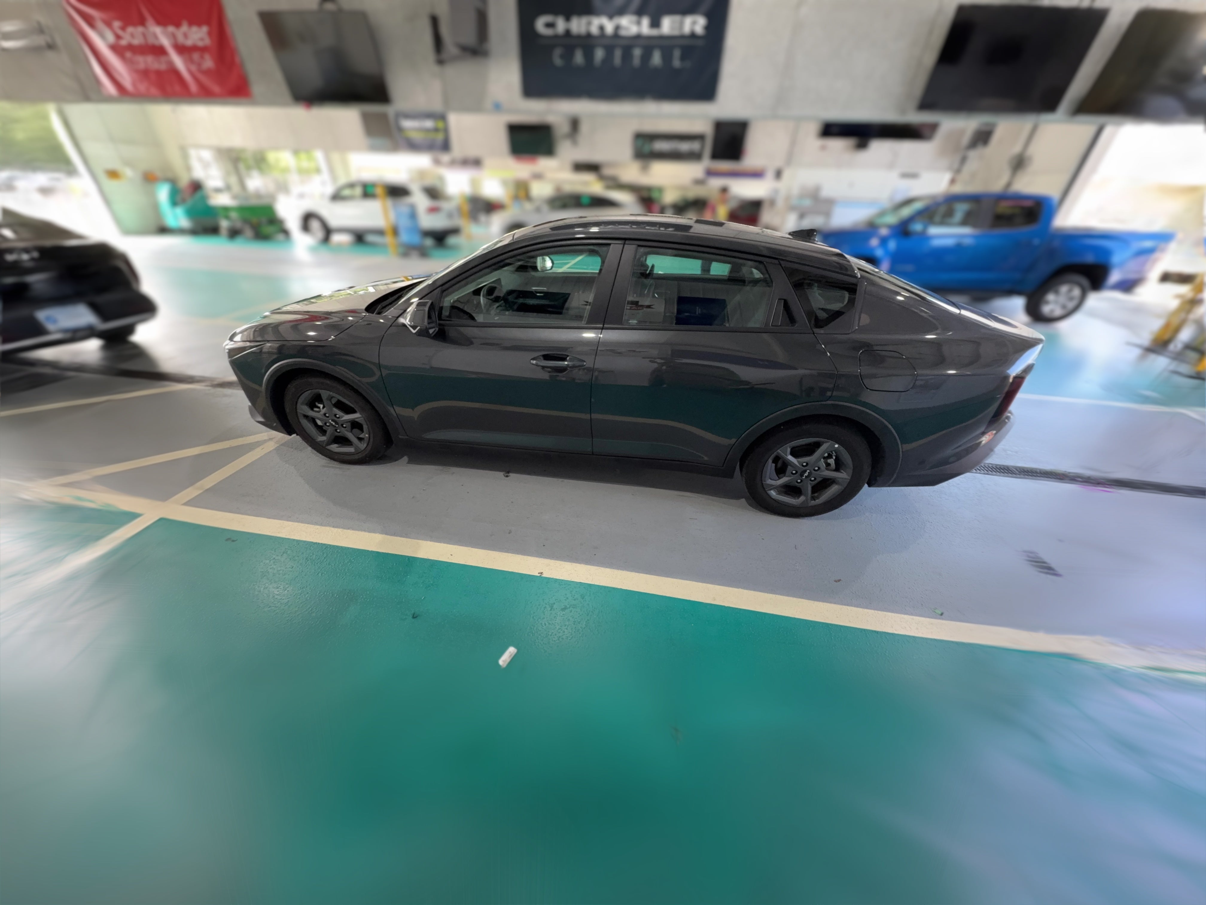 2025 Kia K4 LXS - Photo 28