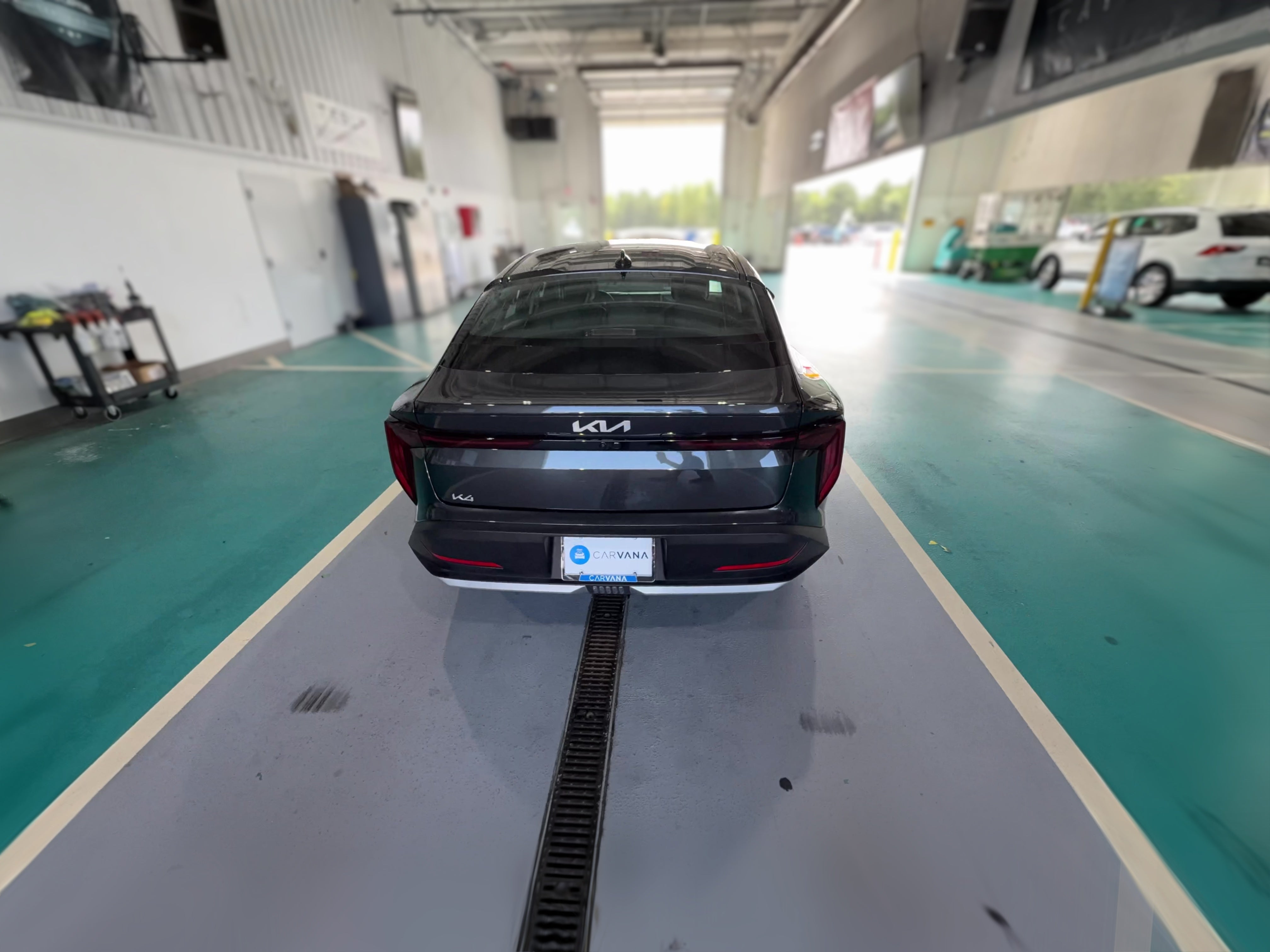 2025 Kia K4 LXS - Photo 32