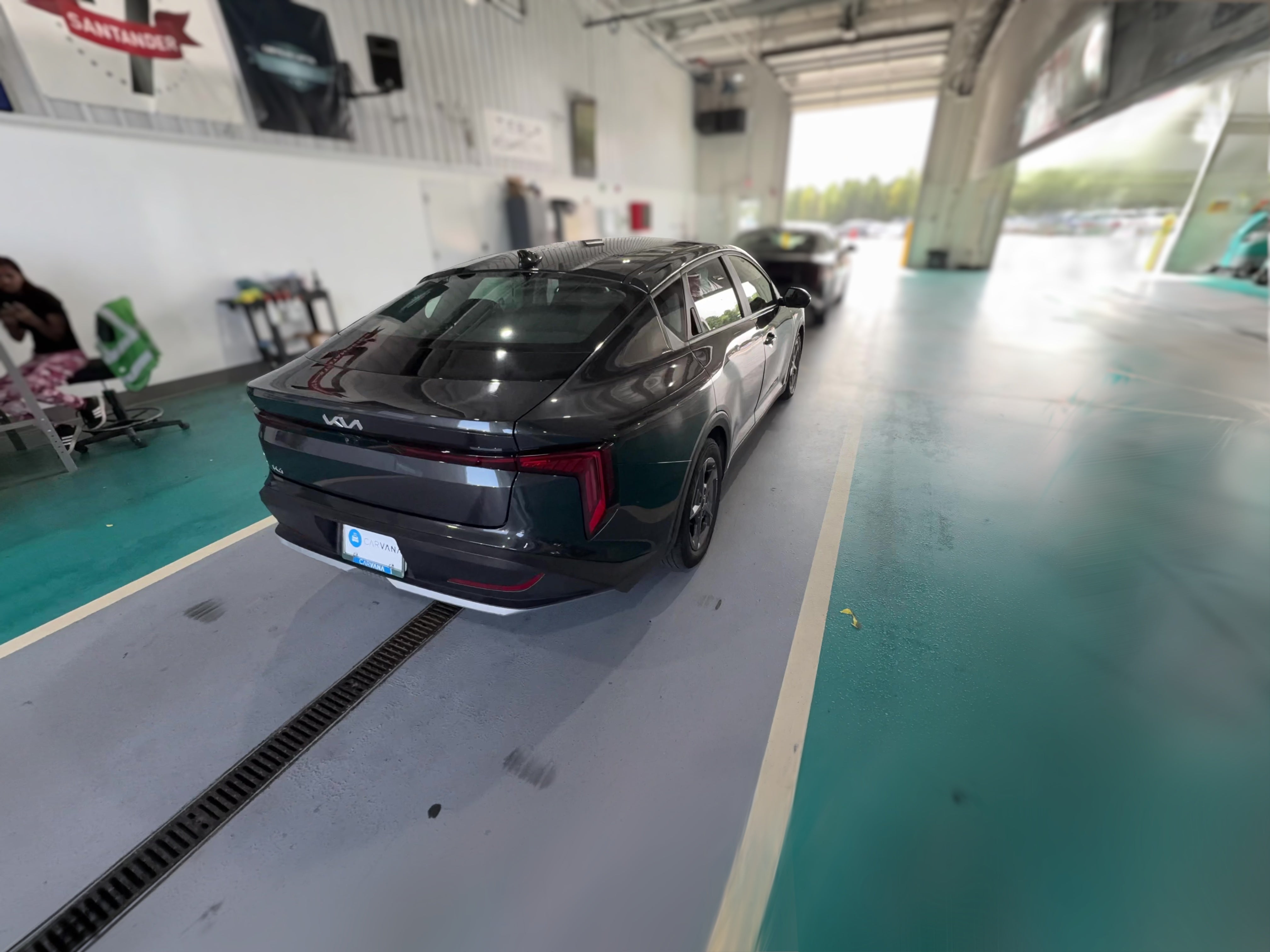 2025 Kia K4 LXS - Photo 33