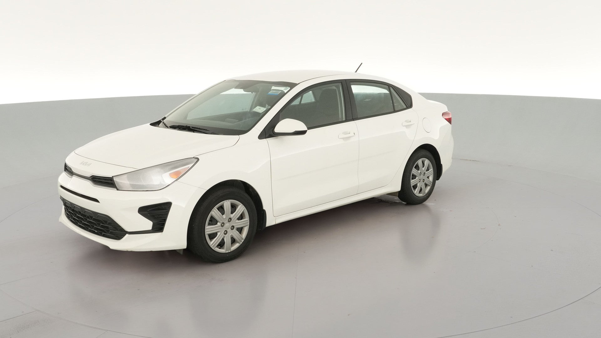 2023 Kia Rio vehicle photo