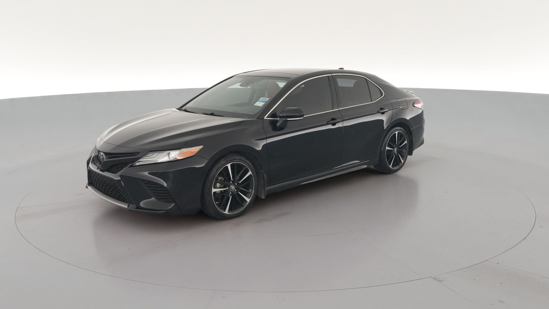 2019 Toyota Camry vehicle photo