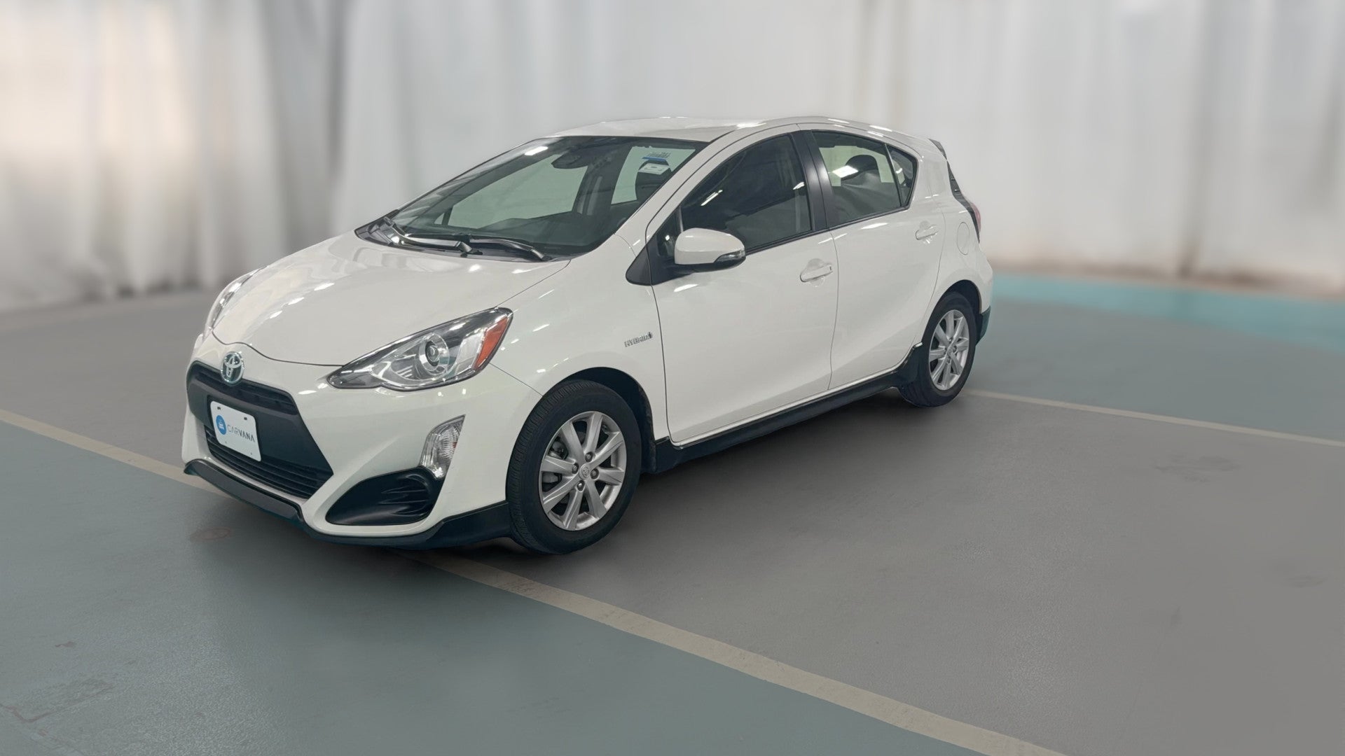 2017 Toyota Prius c vehicle photo