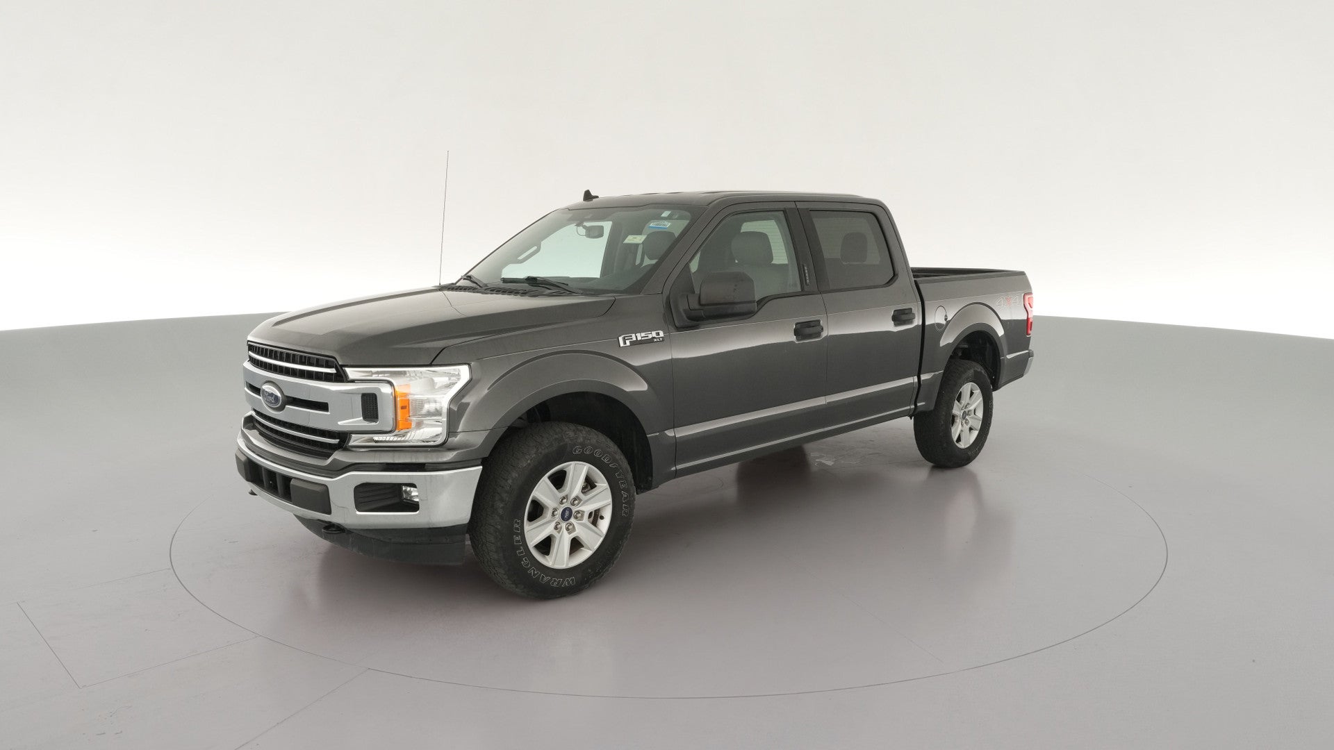 2020 Ford F150 SuperCrew Cab vehicle photo