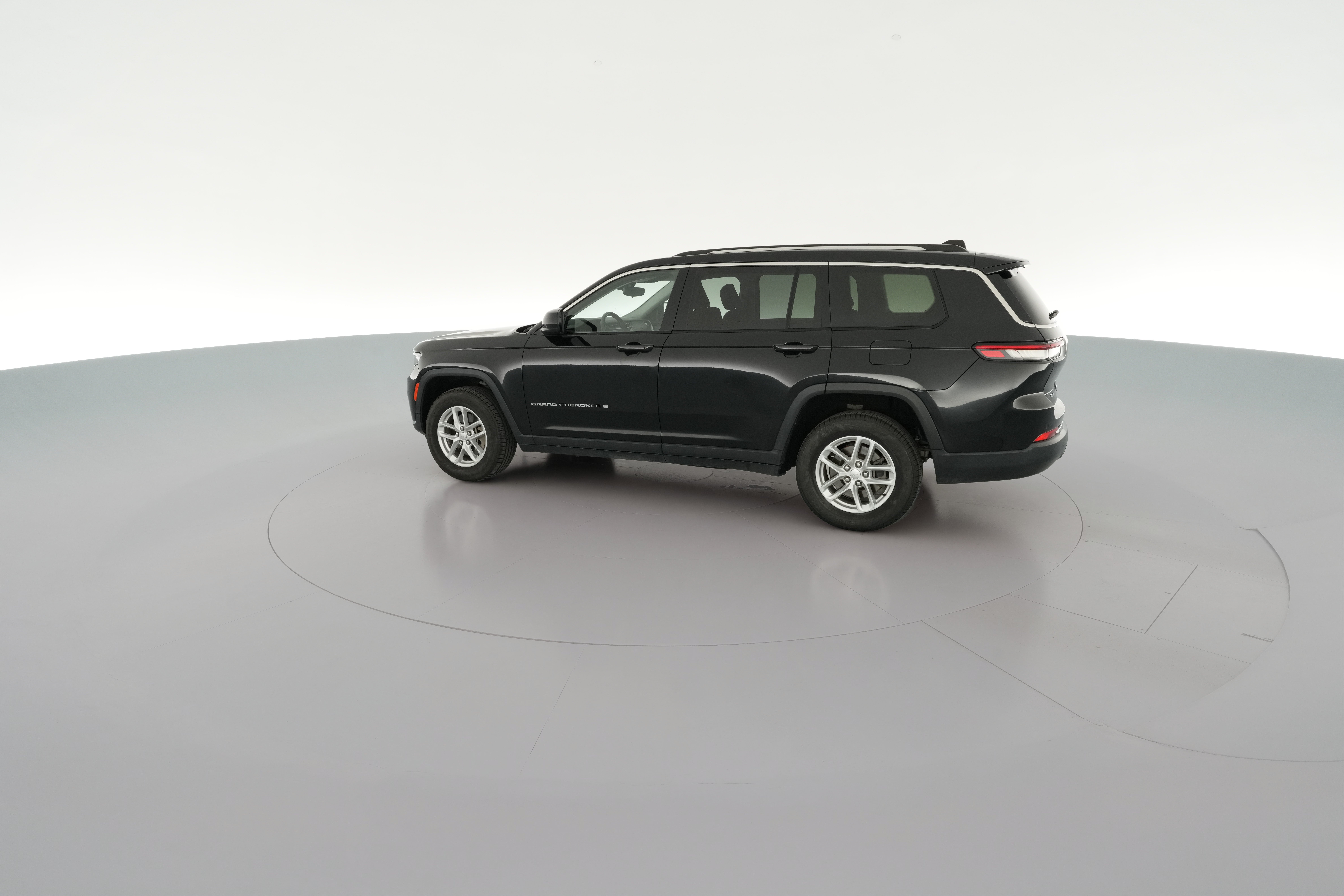 2023 Jeep Grand Cherokee L Laredo - Photo 30