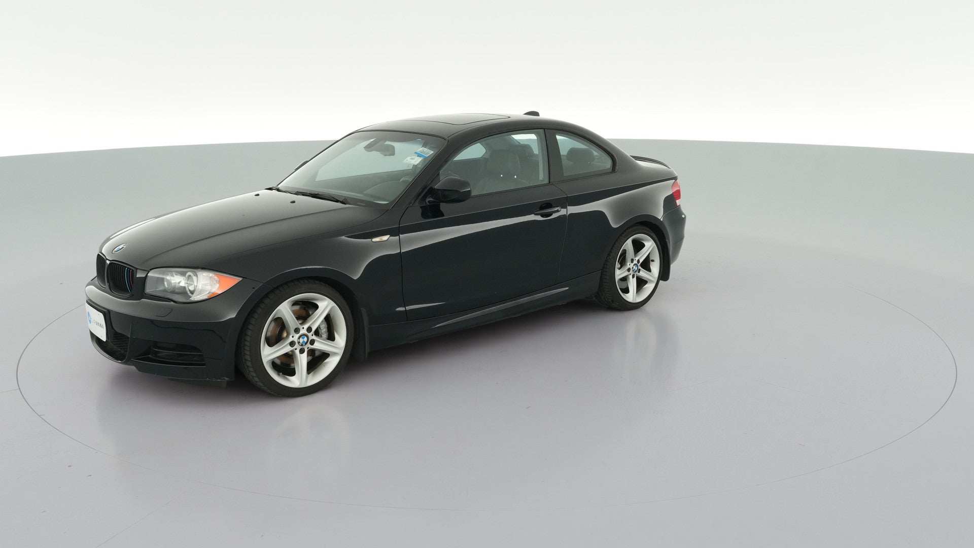 2011 BMW 1 Series vehicle photo