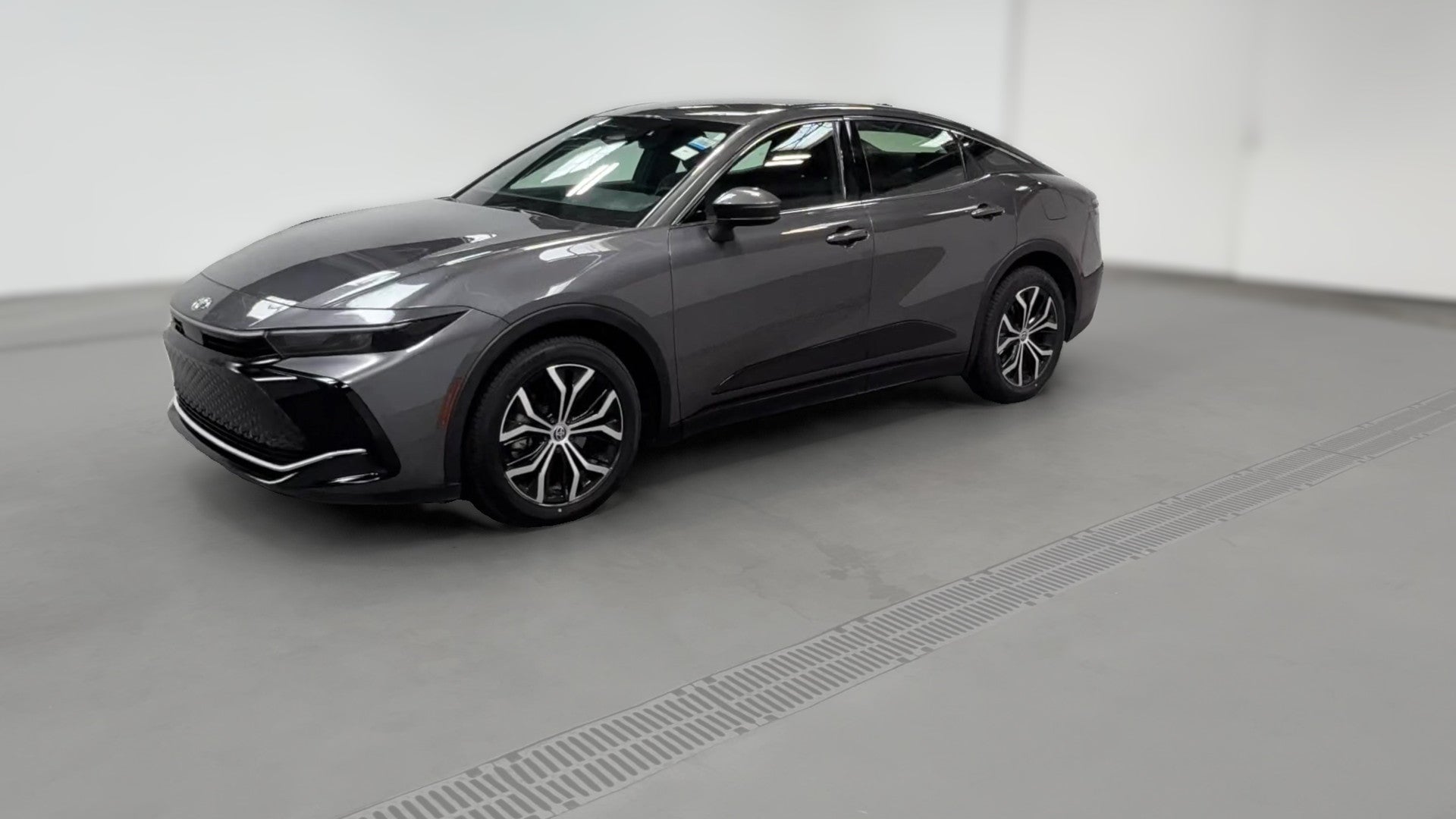2024 Toyota Crown vehicle photo