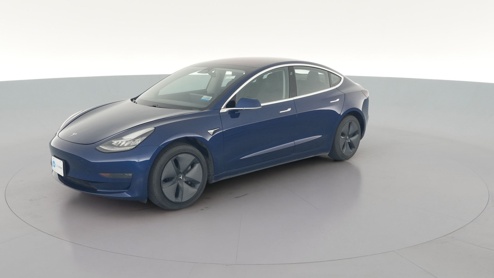 2018 Tesla Model 3 vehicle photo