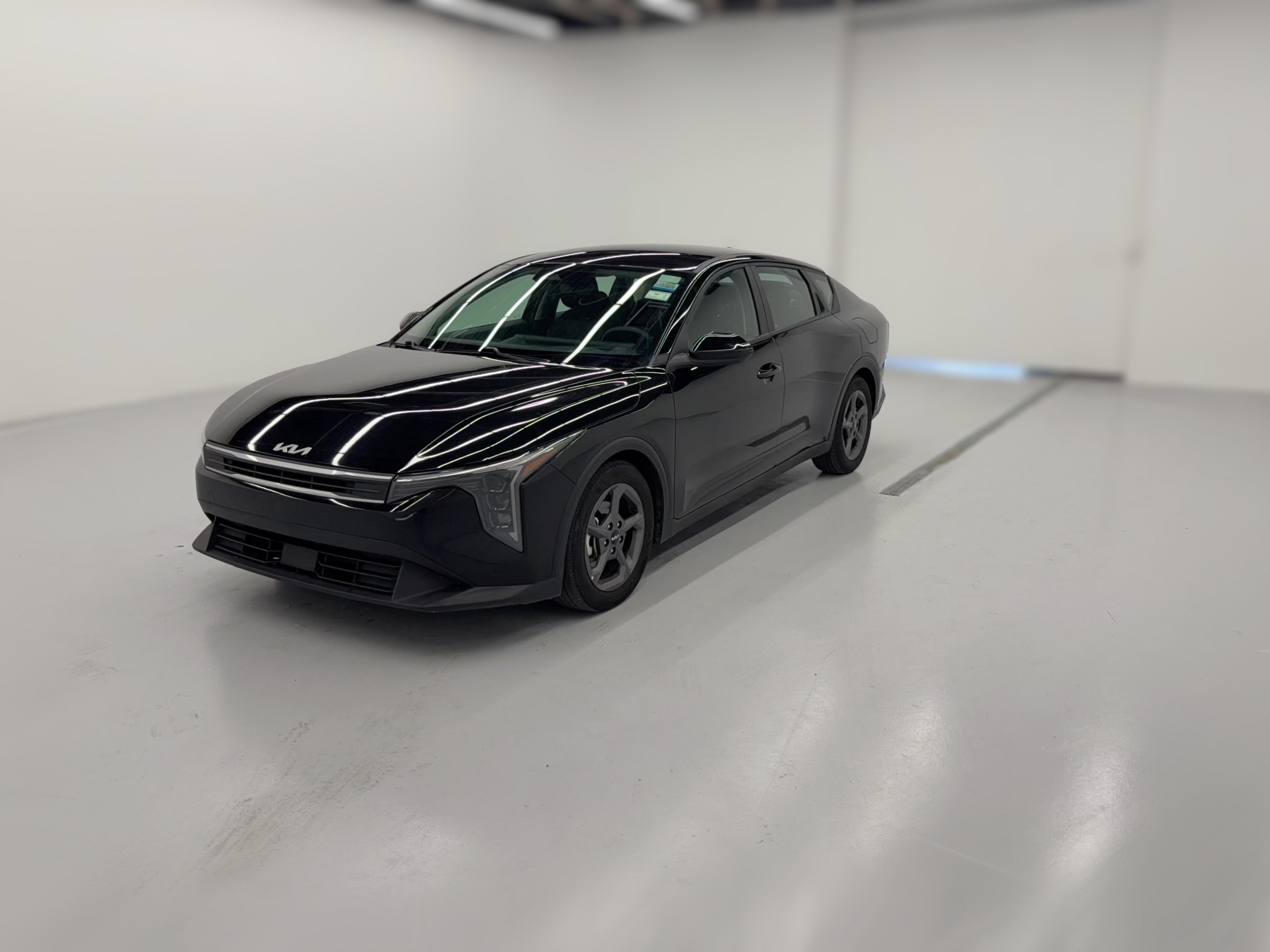 2025 Kia K4 LXS - Photo 20