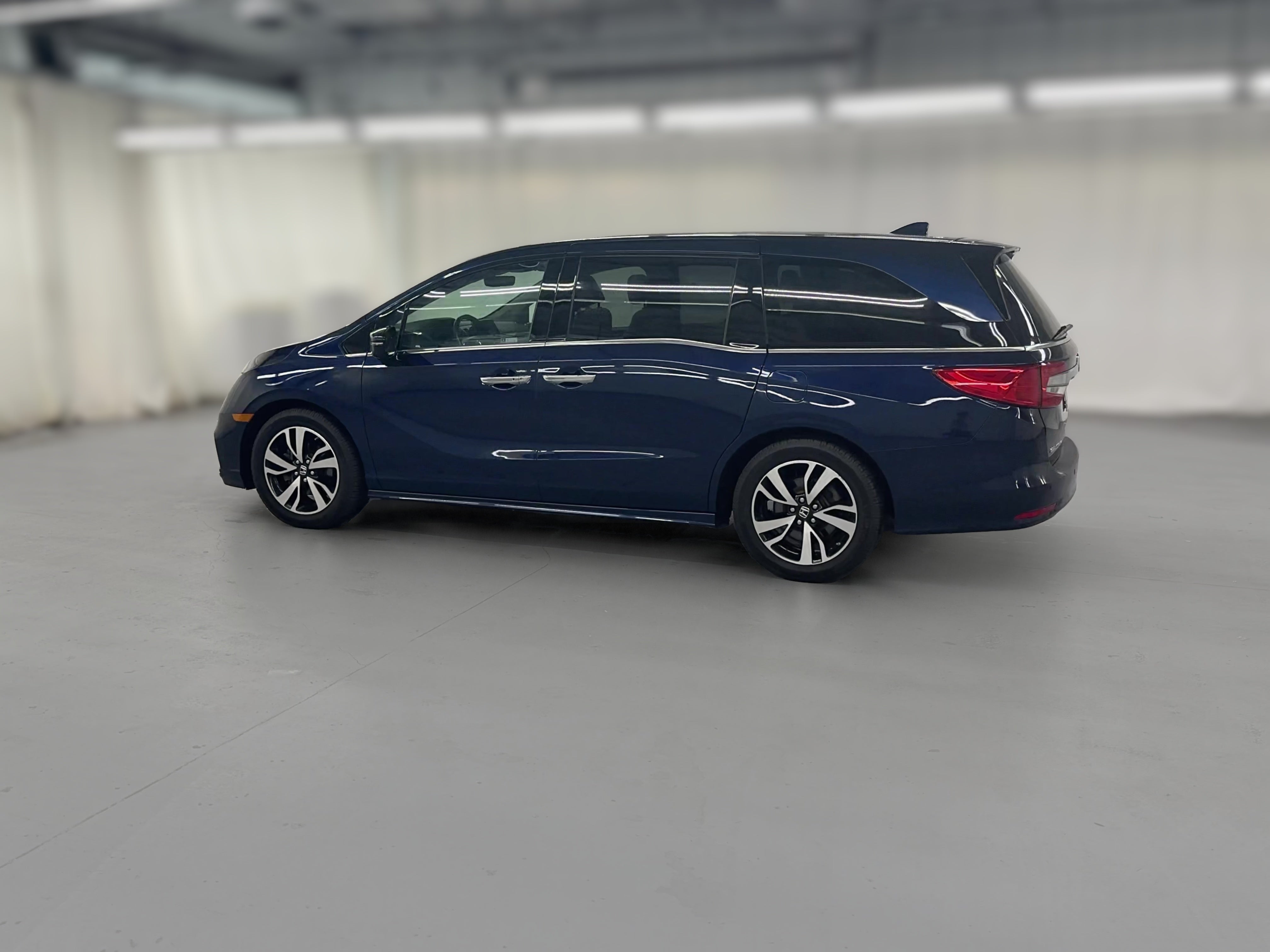 2020 Honda Odyssey Elite - Photo 38