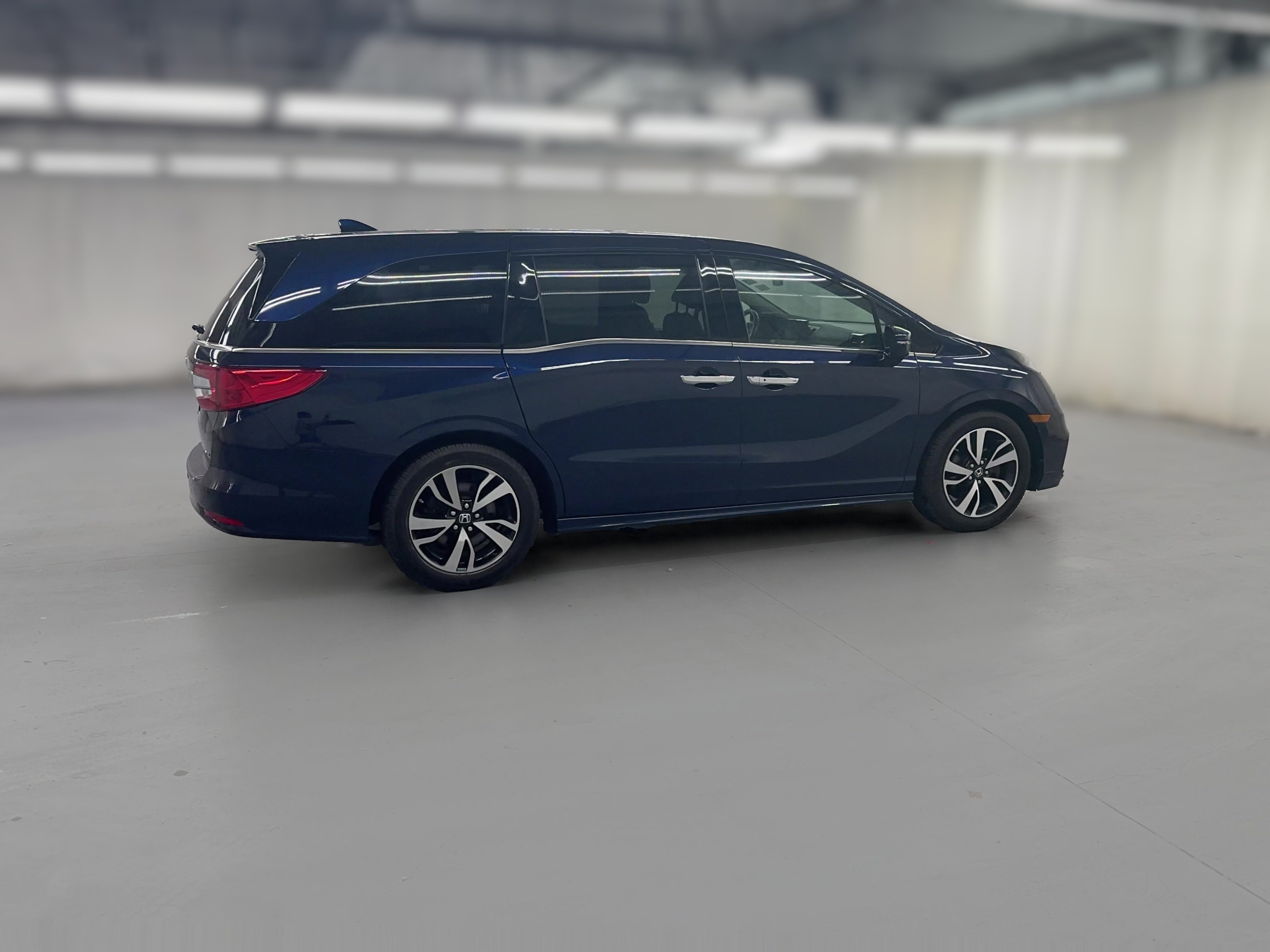 2020 Honda Odyssey Elite - Photo 44