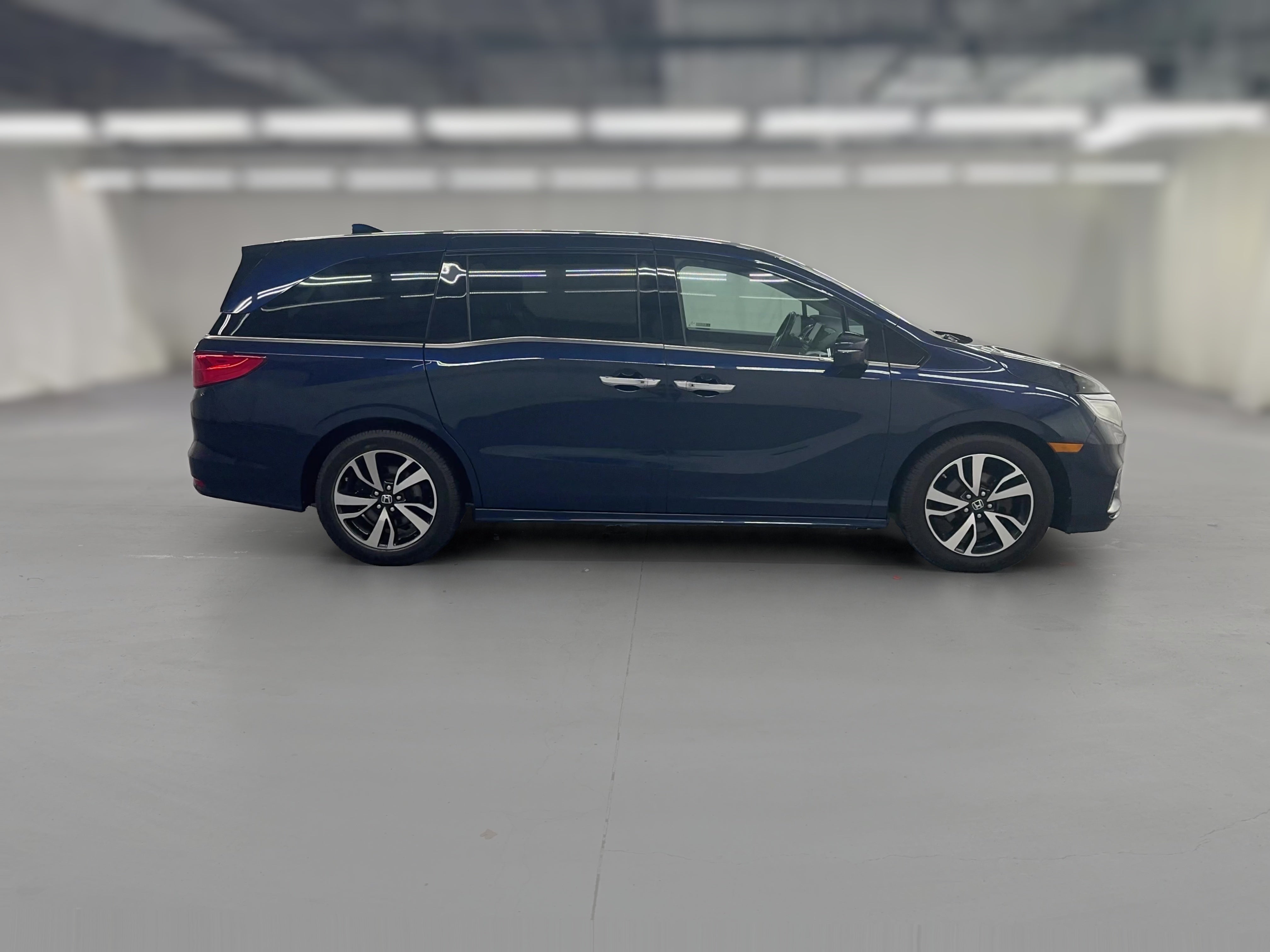 2020 Honda Odyssey Elite - Photo 45