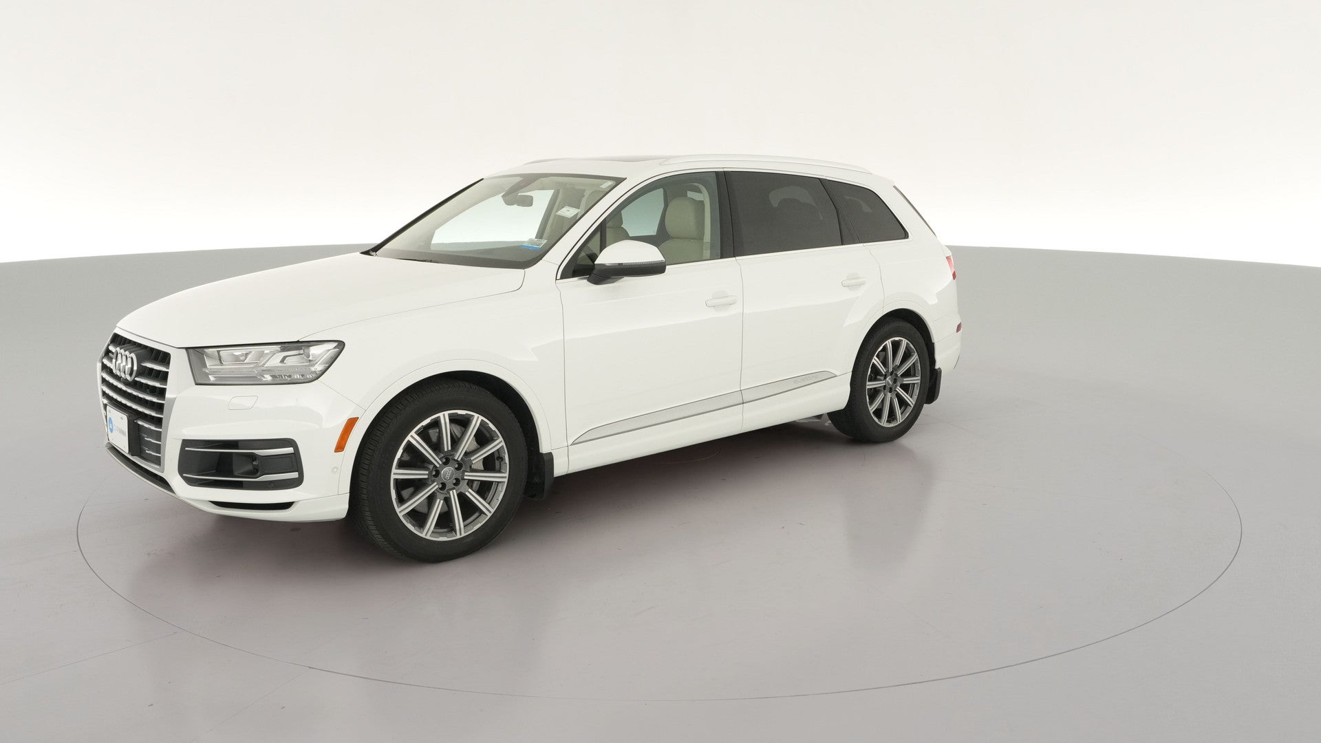 2019 Audi Q7 vehicle photo