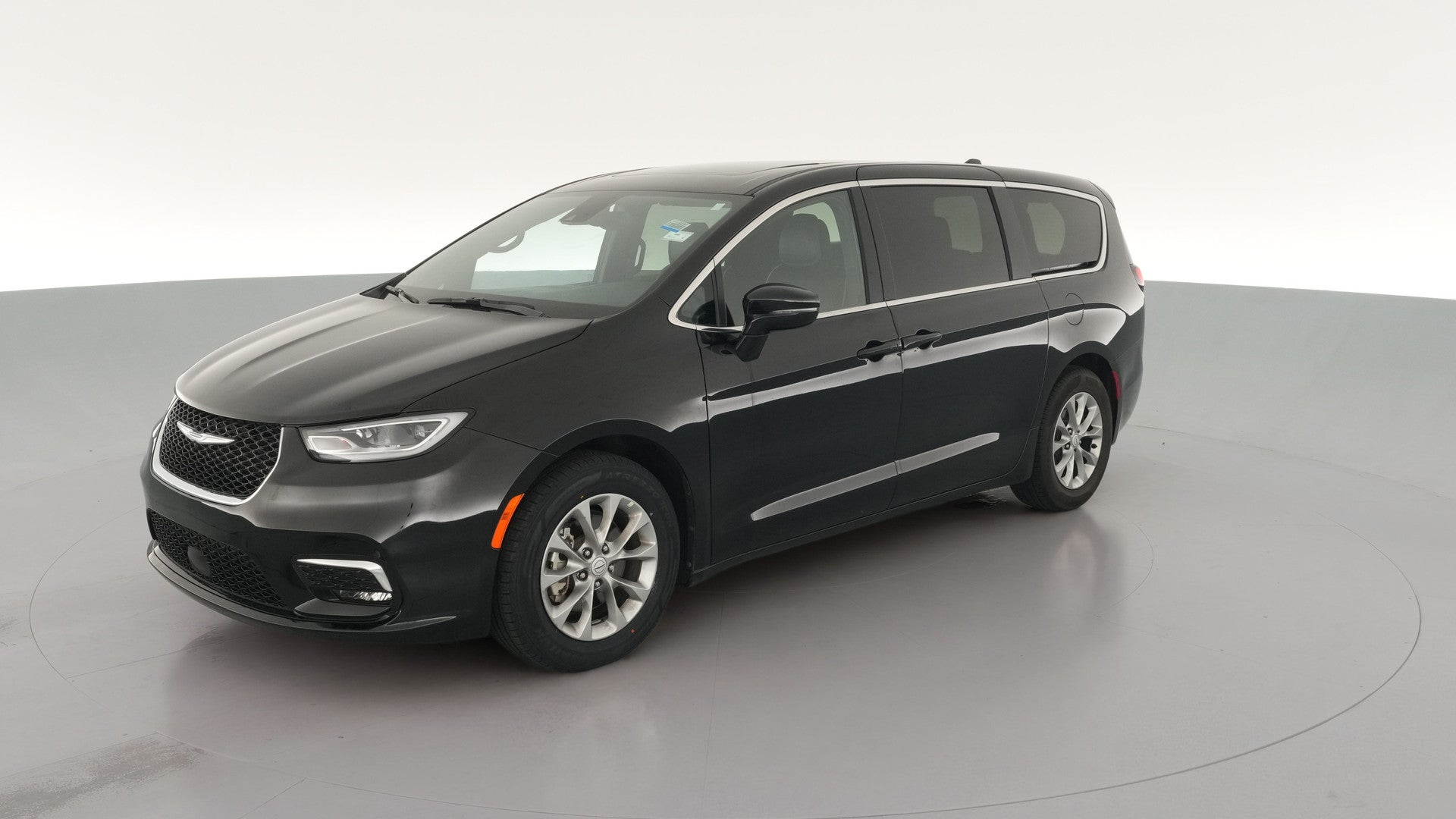 2026 Chrysler Pacifica vehicle photo