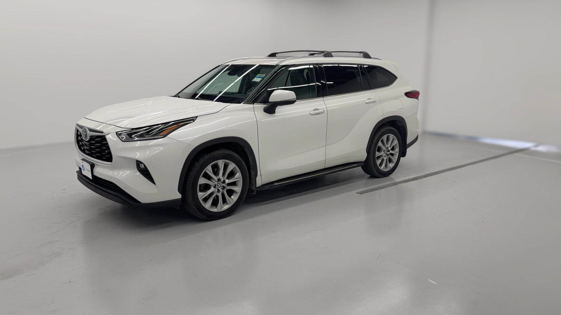 2021 Toyota Highlander vehicle photo