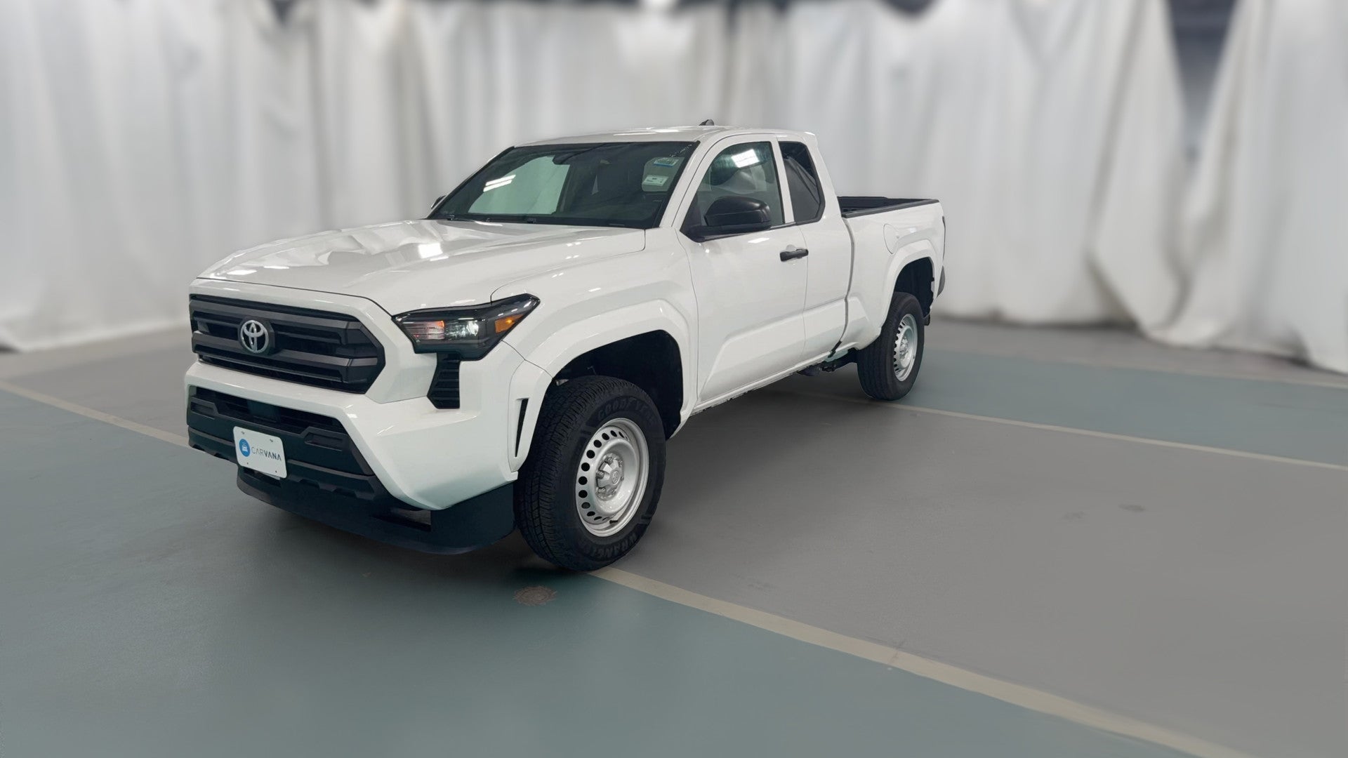 2025 Toyota Tacoma XtraCab vehicle photo
