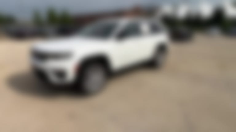 2022 Jeep Grand Cherokee vehicle photo