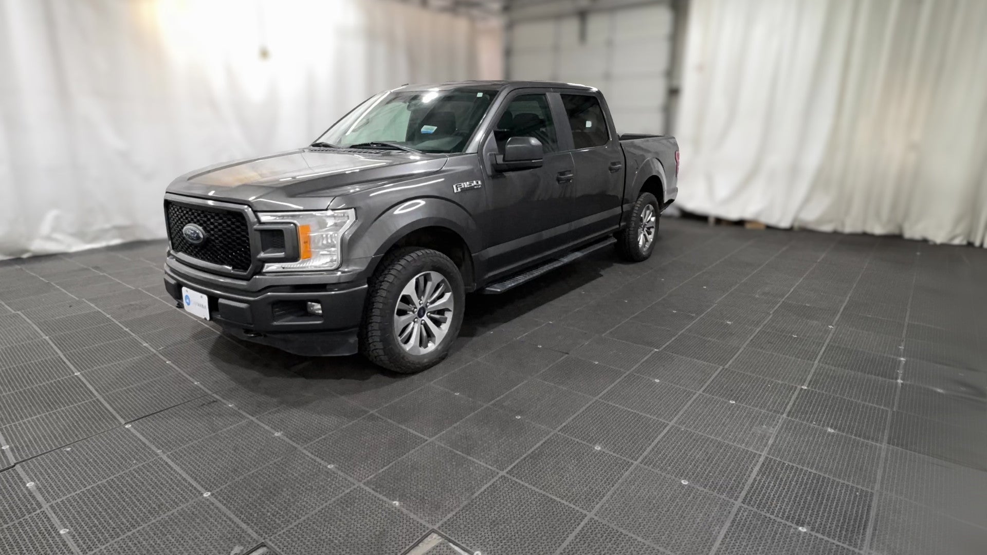 2018 Ford F150 SuperCrew Cab vehicle photo