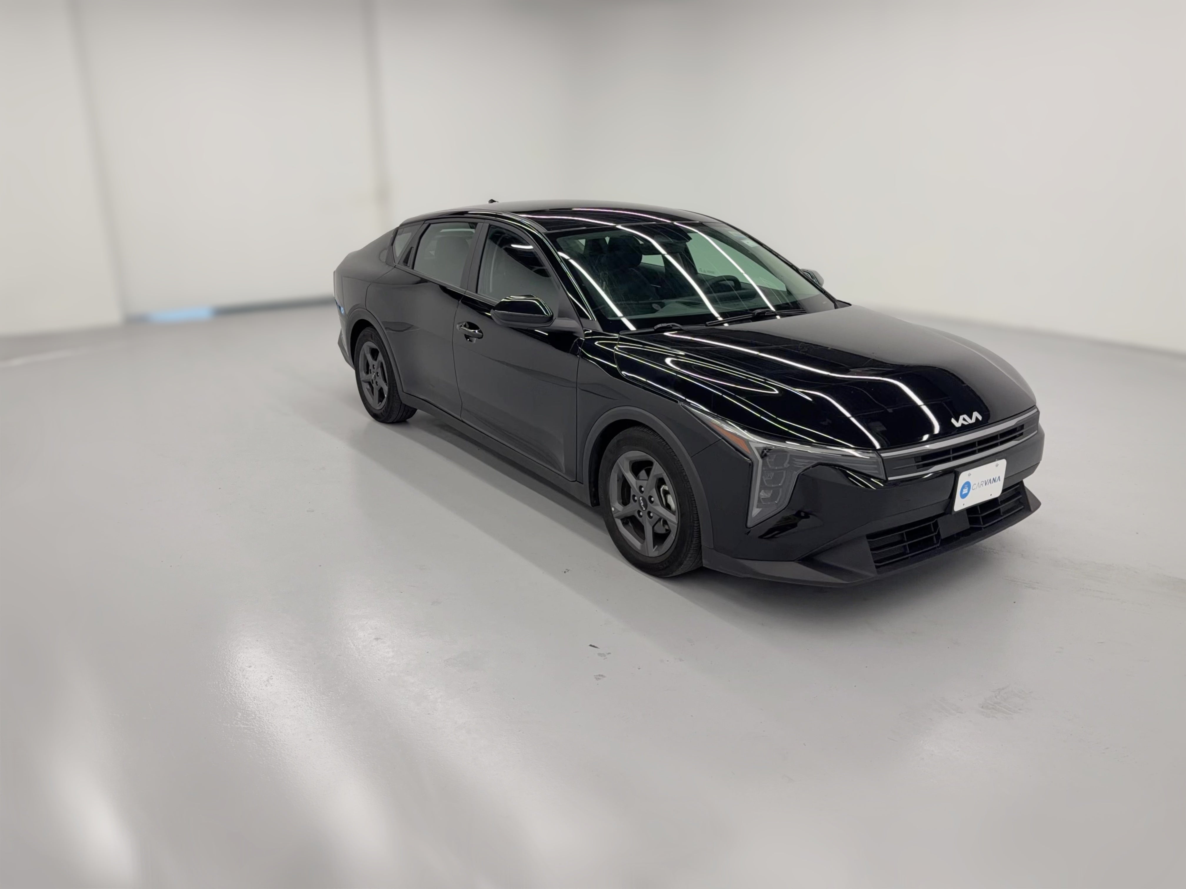 2025 Kia K4 LXS - Photo 35