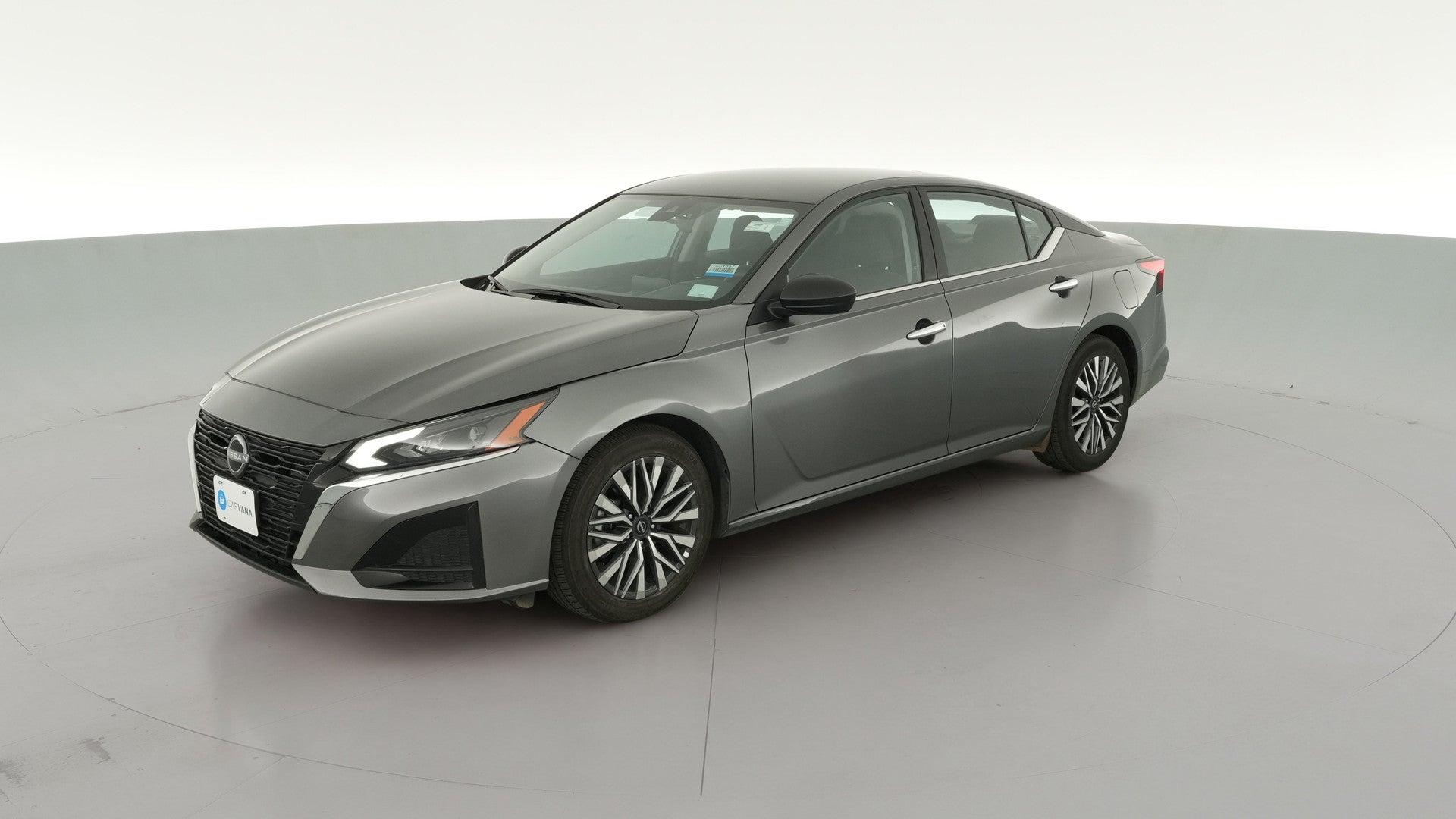 2025 Nissan Altima vehicle photo