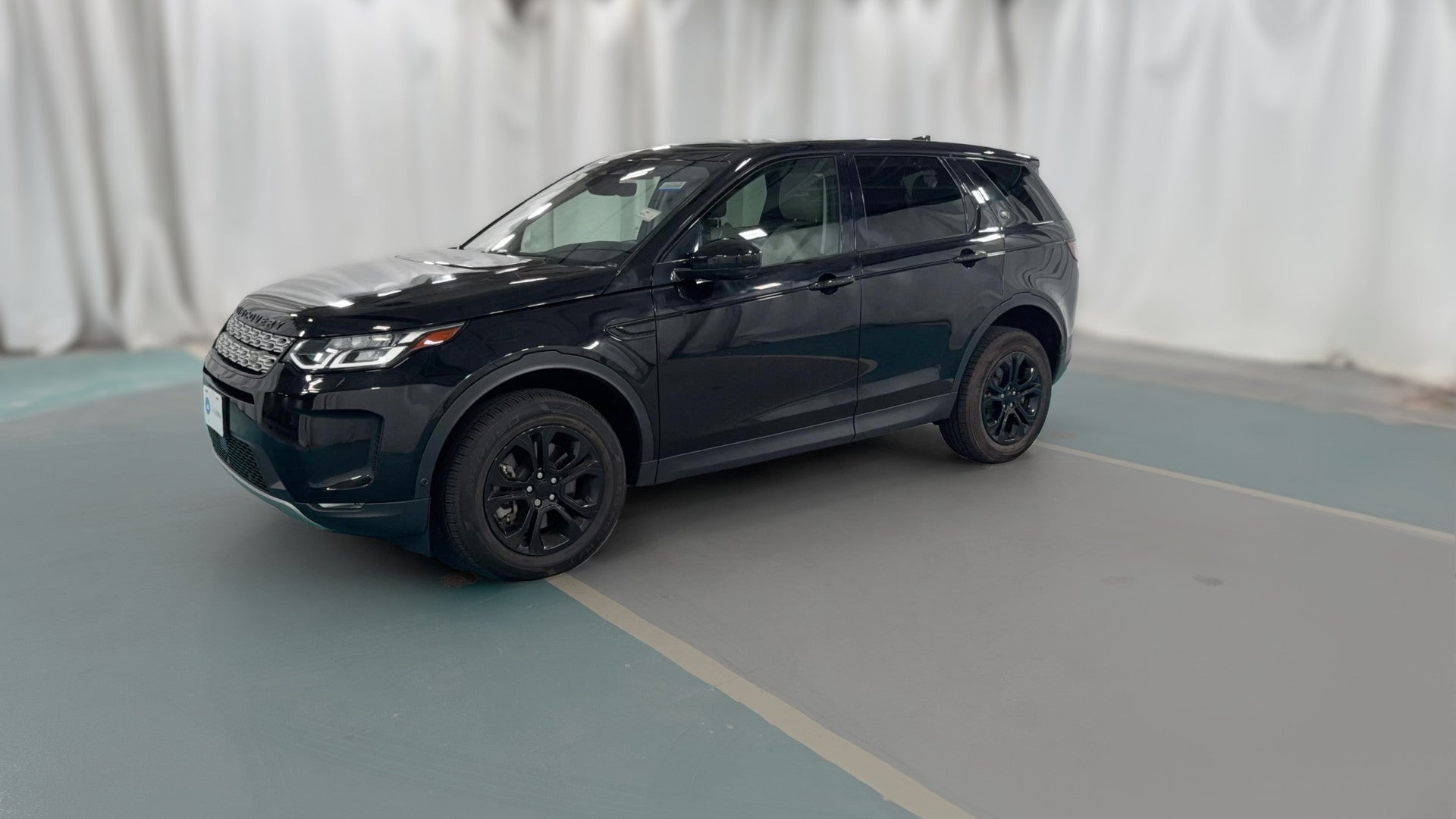 2021 Land Rover Discovery Sport vehicle photo