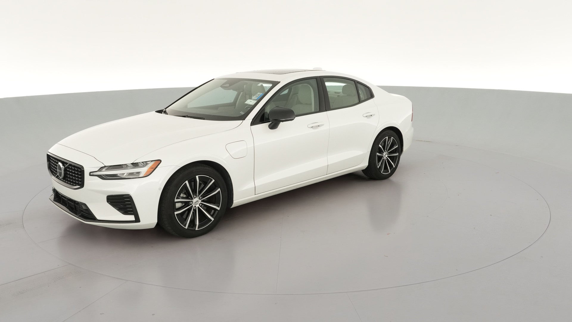 2025 Volvo S60 vehicle photo