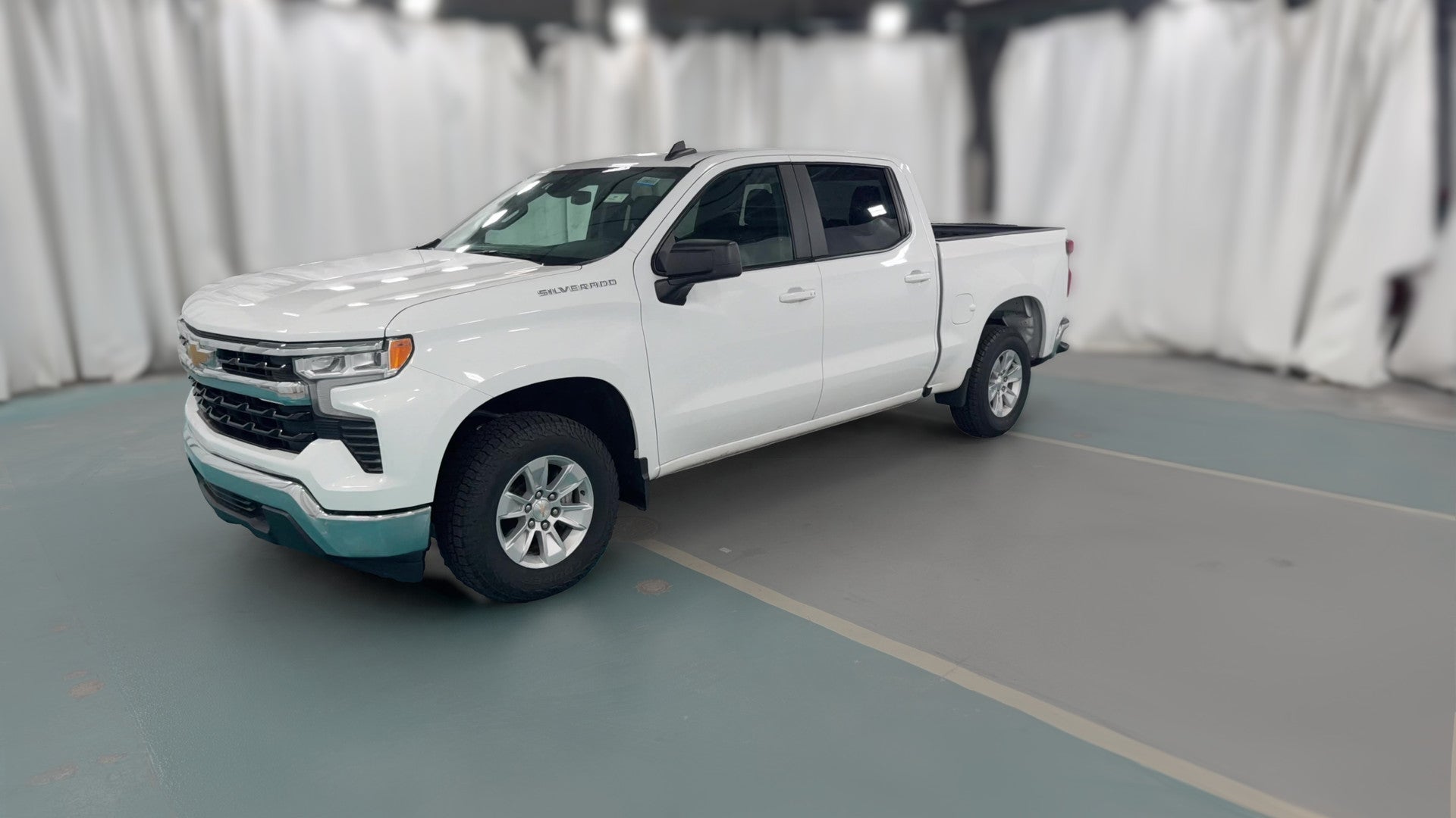 2025 Chevrolet Silverado 1500 Crew Cab vehicle photo