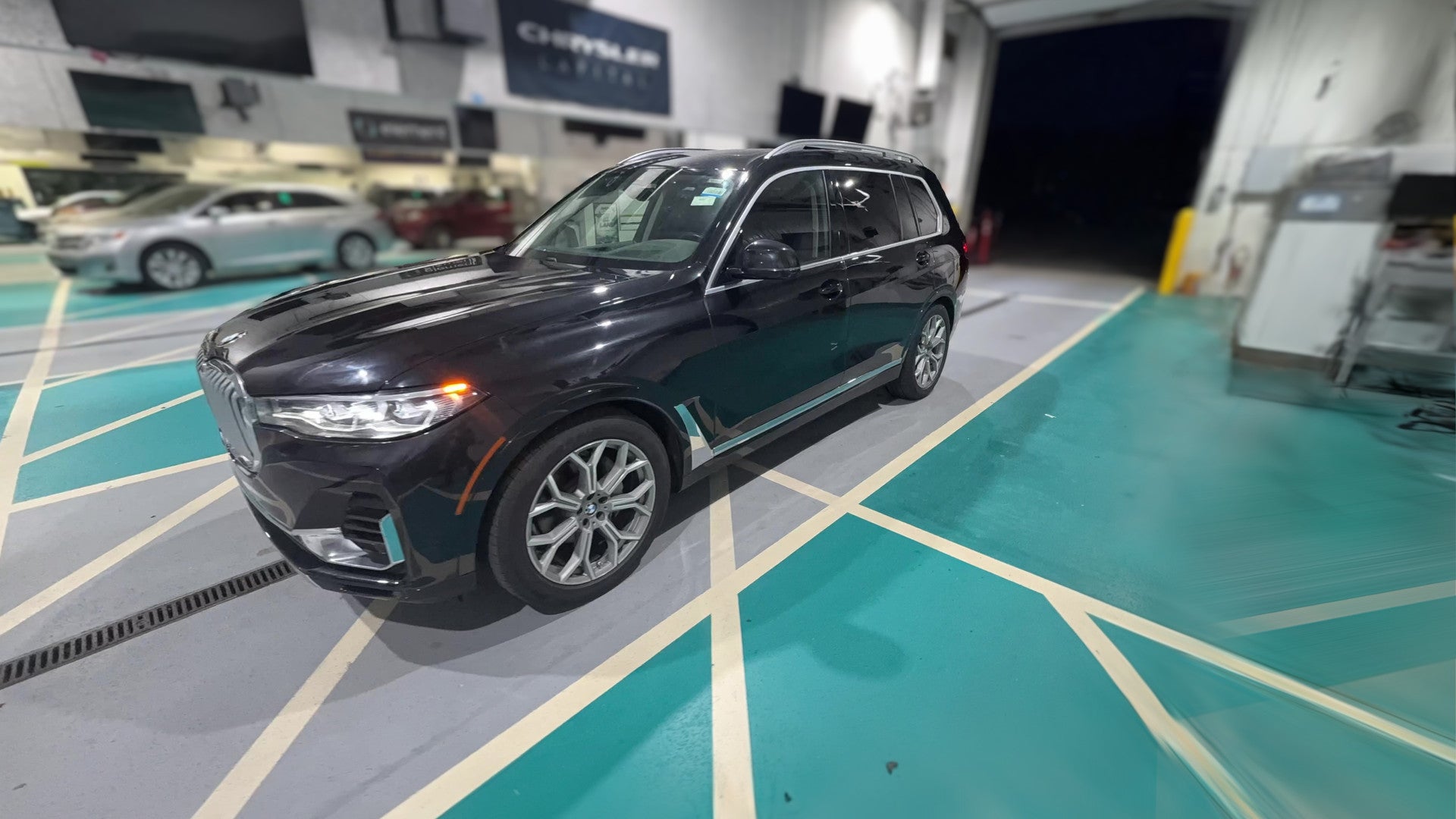 2021 BMW X7 vehicle photo