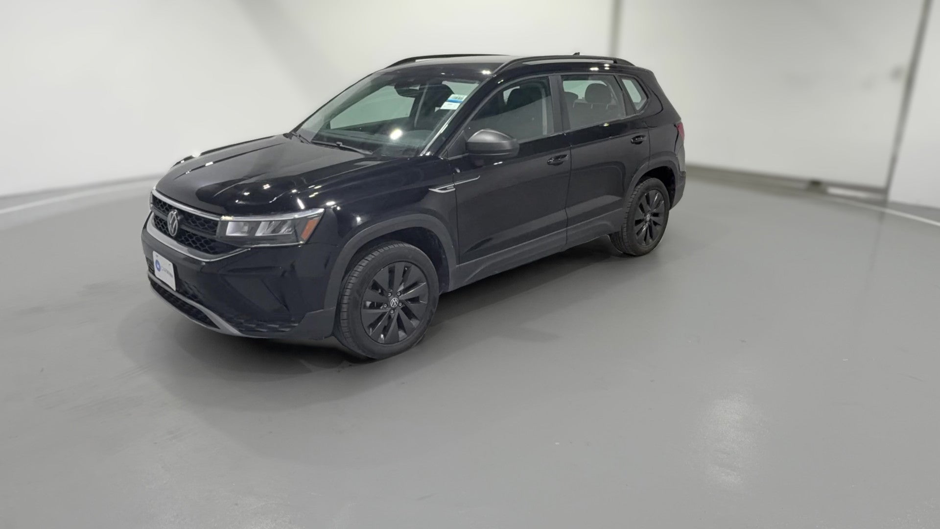 2024 Volkswagen Taos vehicle photo