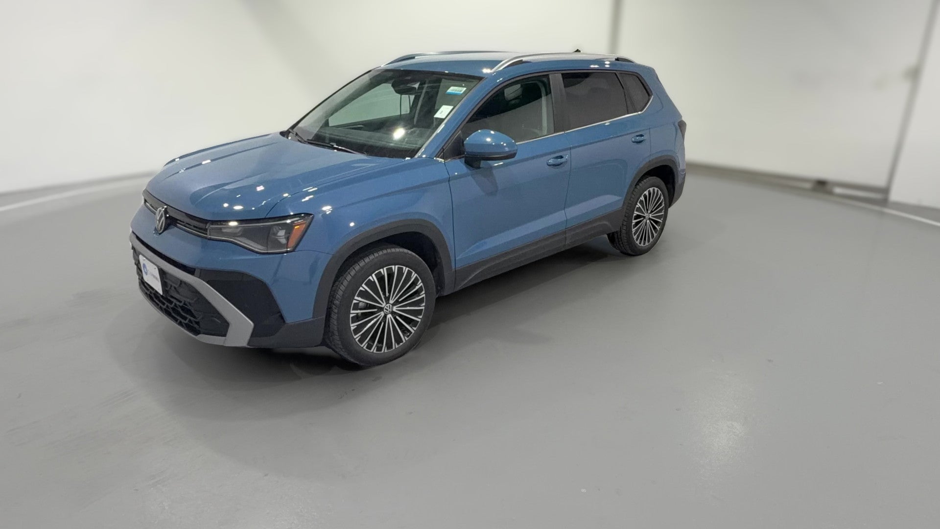 2026 Volkswagen Taos vehicle photo