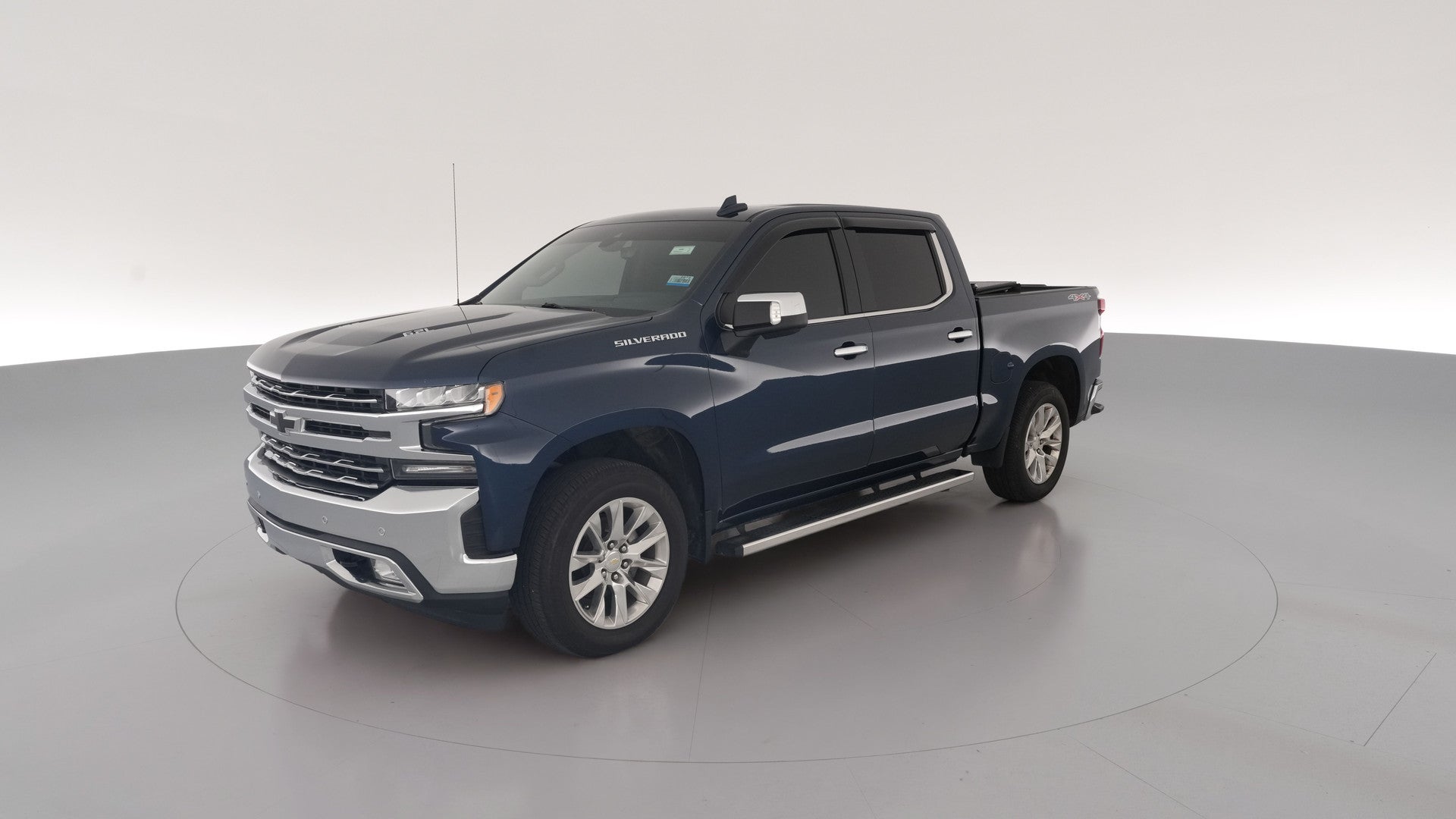 2021 Chevrolet Silverado 1500 Crew Cab vehicle photo
