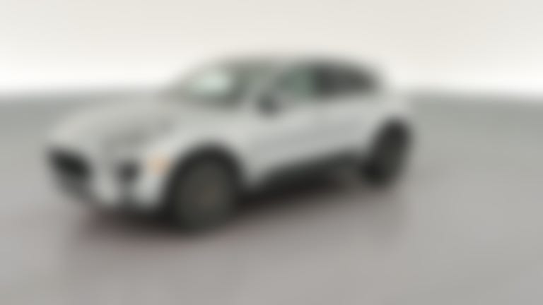 2018 Porsche Macan vehicle photo