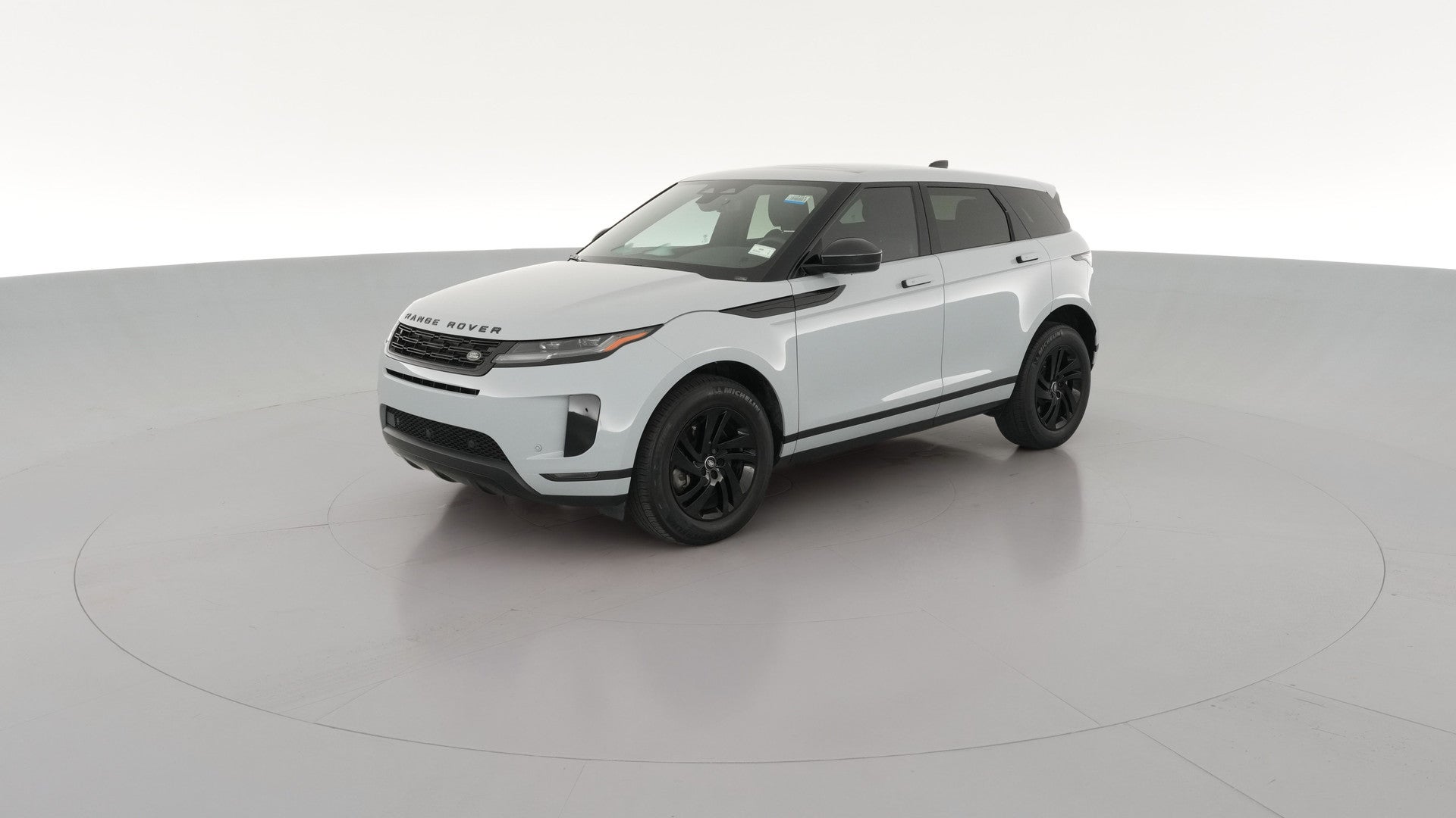 2024 Land Rover Range Rover Evoque vehicle photo
