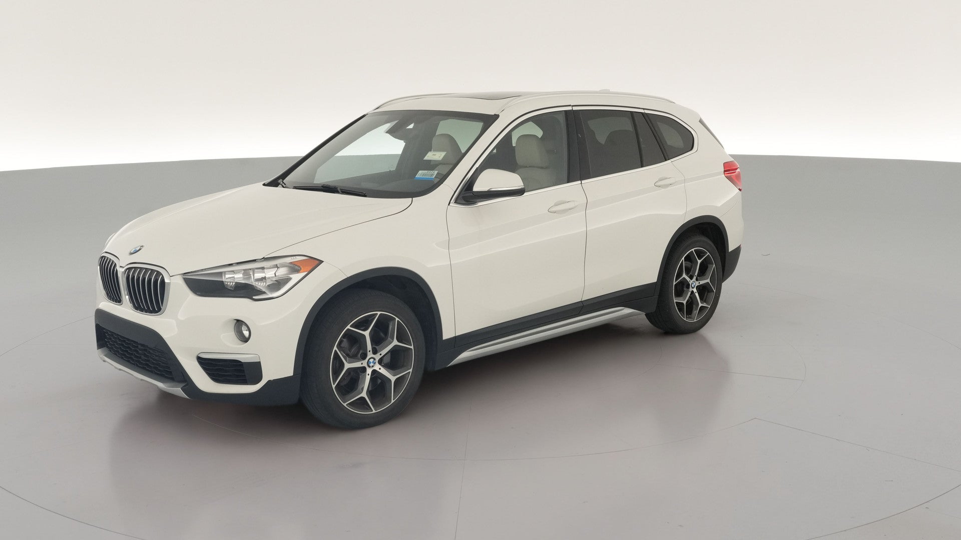 2018 BMW X1 vehicle photo