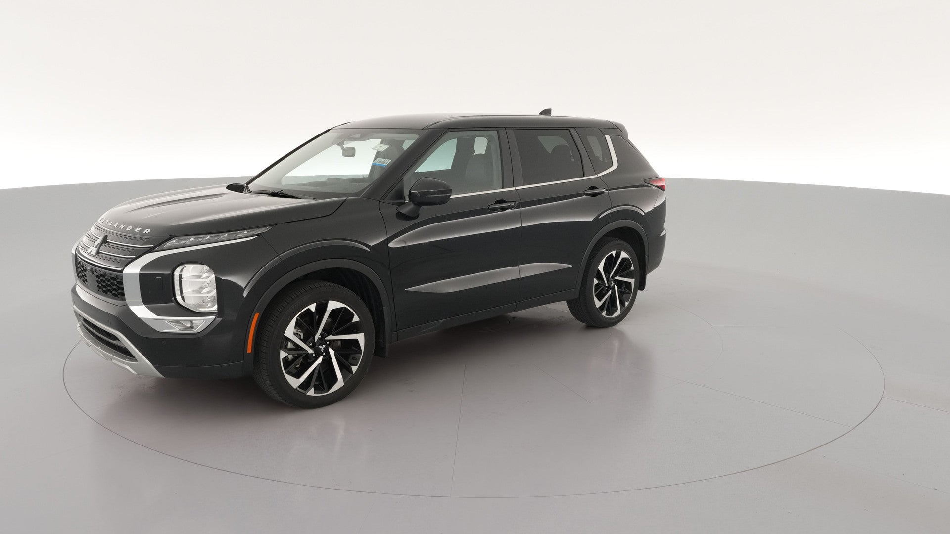 2023 Mitsubishi Outlander vehicle photo