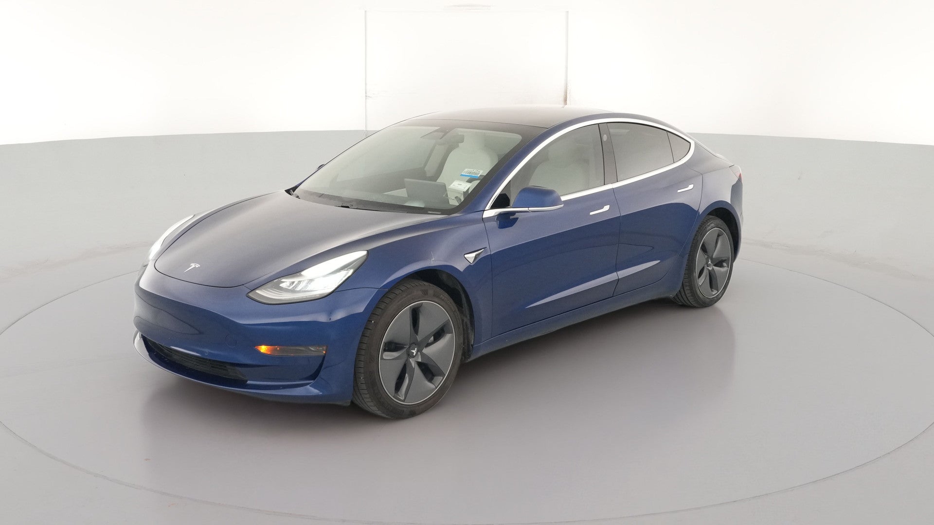 2020 Tesla Model 3 vehicle photo