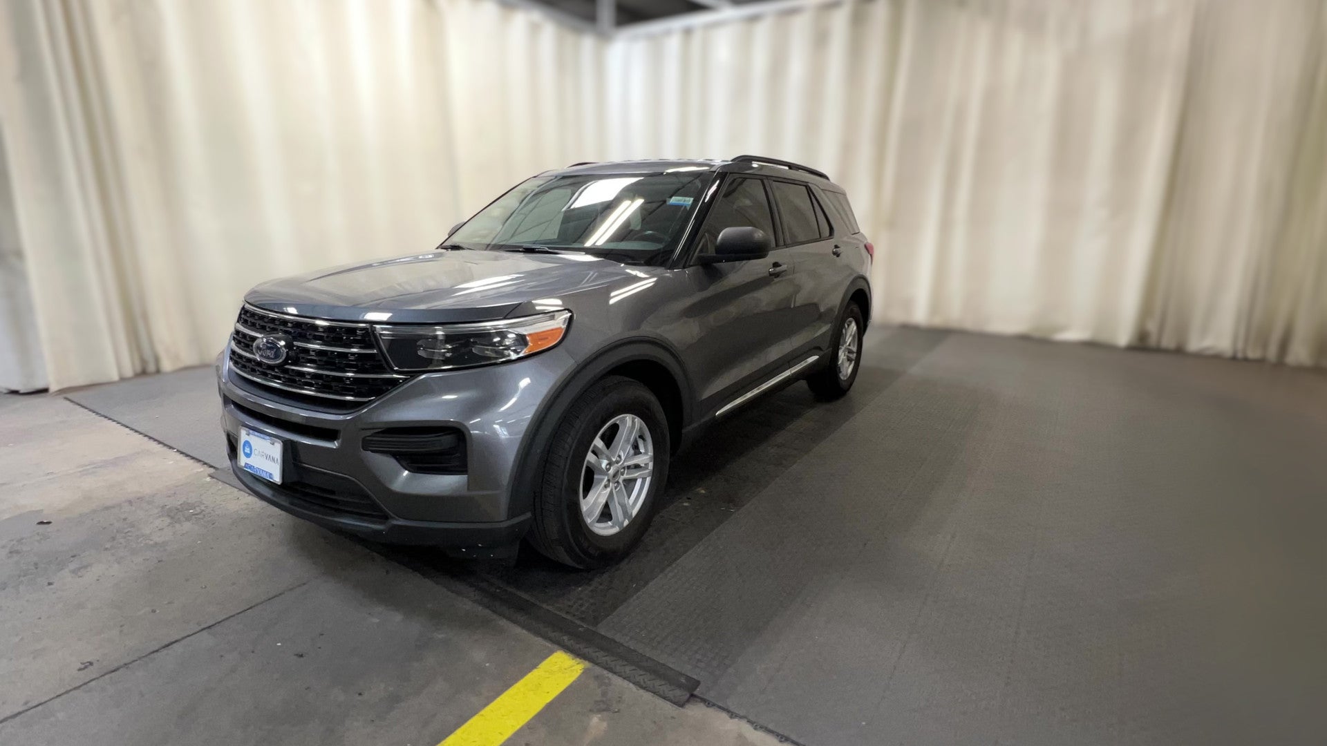 2021 Ford Explorer vehicle photo