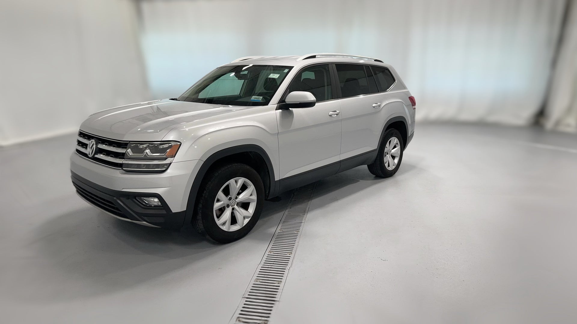 2018 Volkswagen Atlas vehicle photo