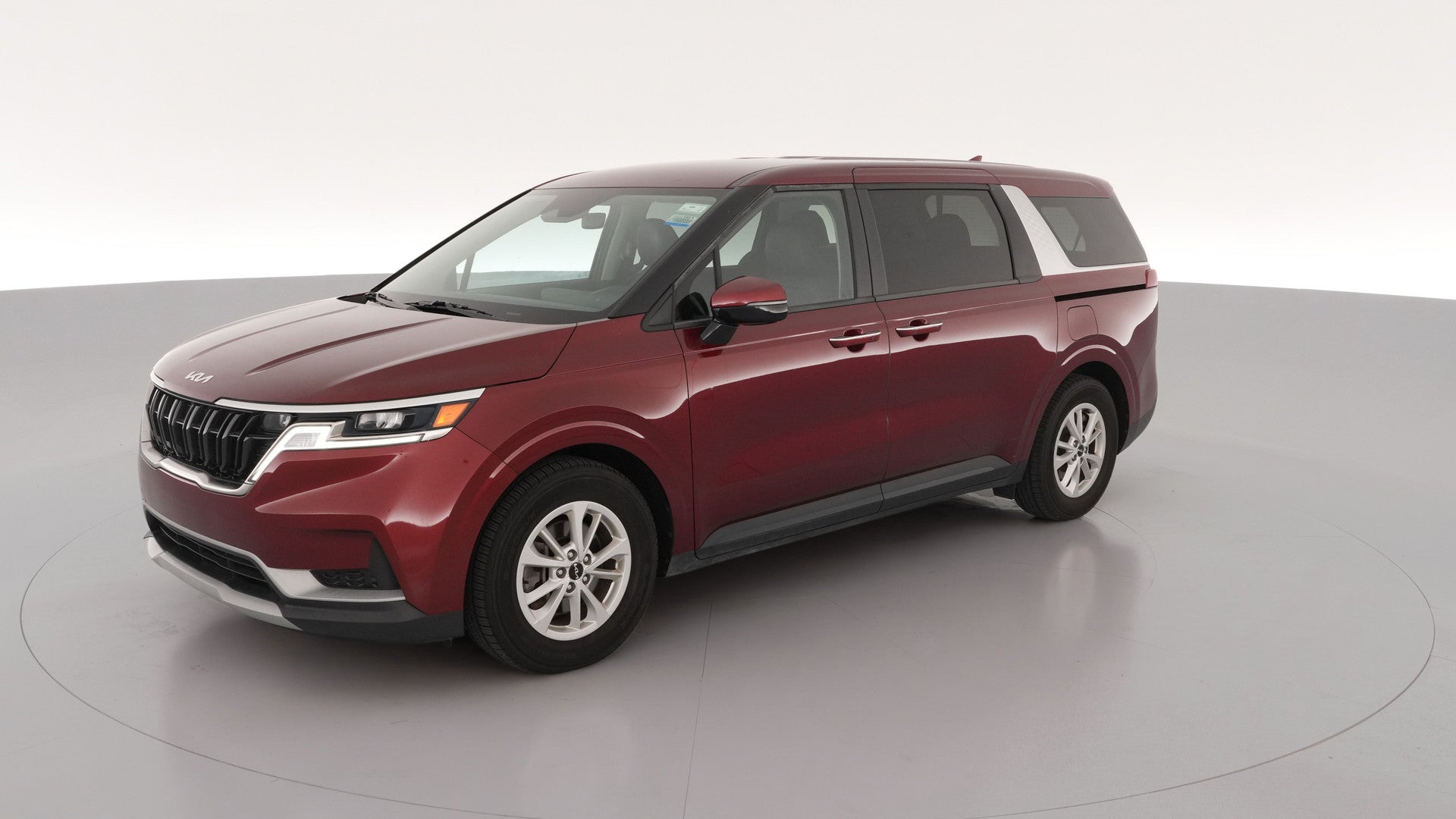2024 Kia Carnival vehicle photo