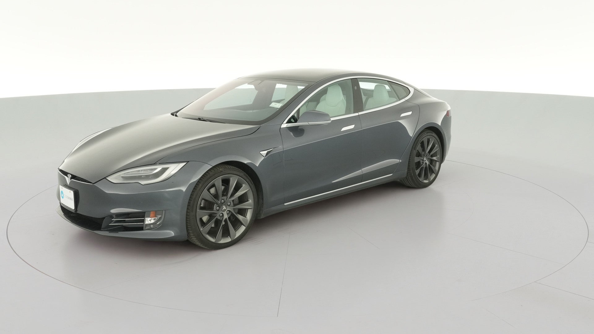 2019 Tesla Model S vehicle photo
